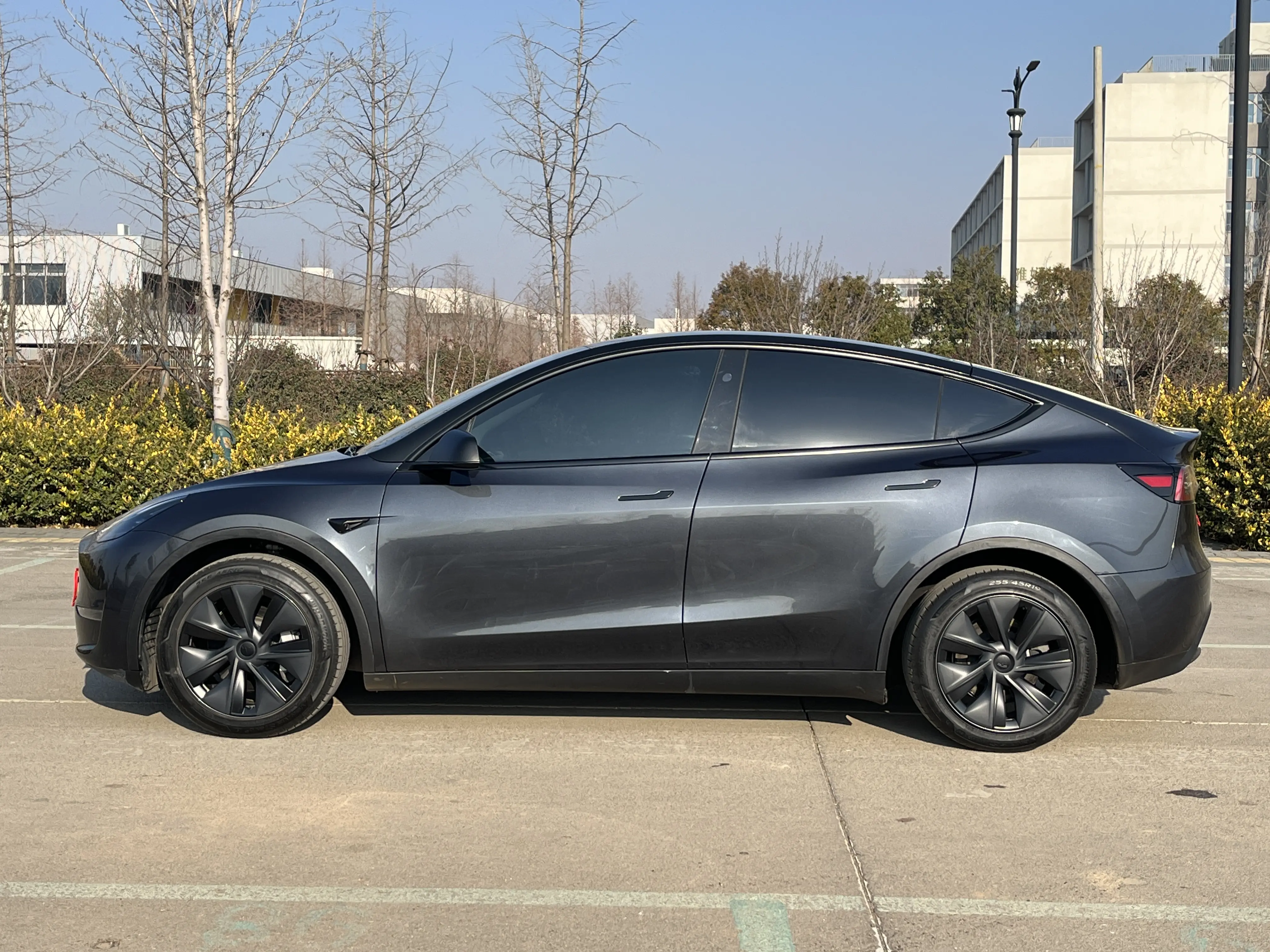 Tesla Model Y  из Китая