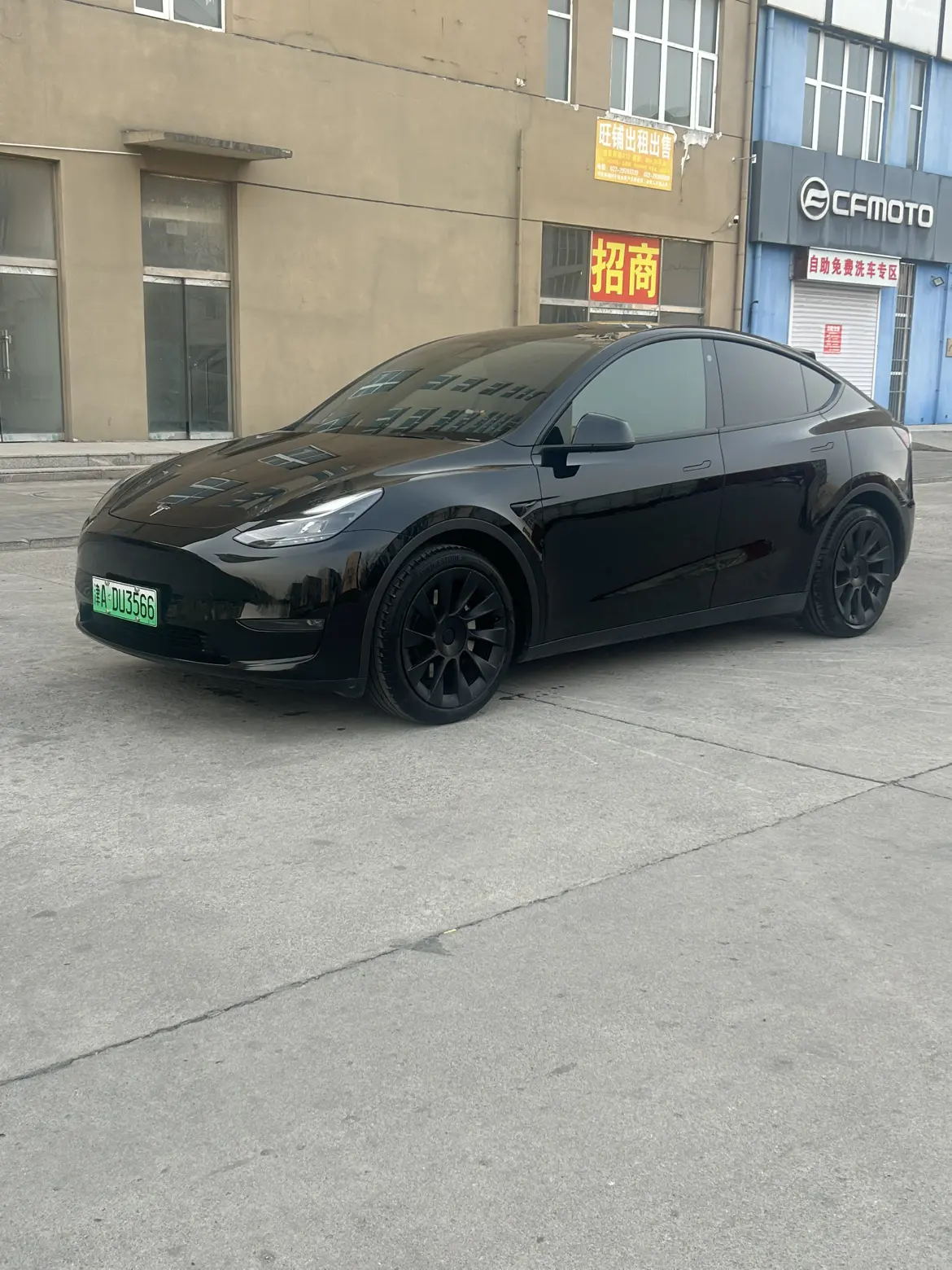 Tesla Model Y  из Китая