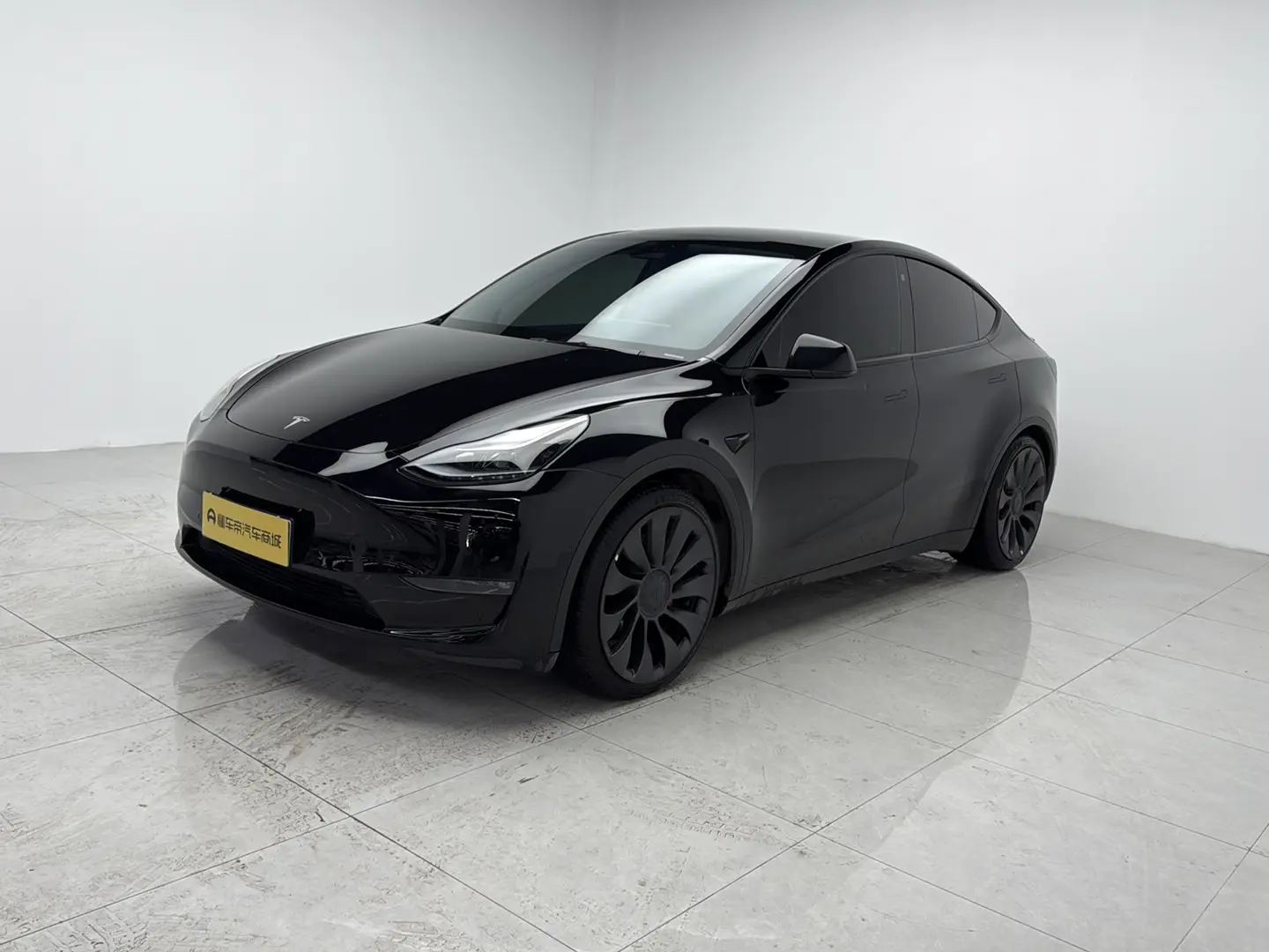 Tesla Model Y  из Китая