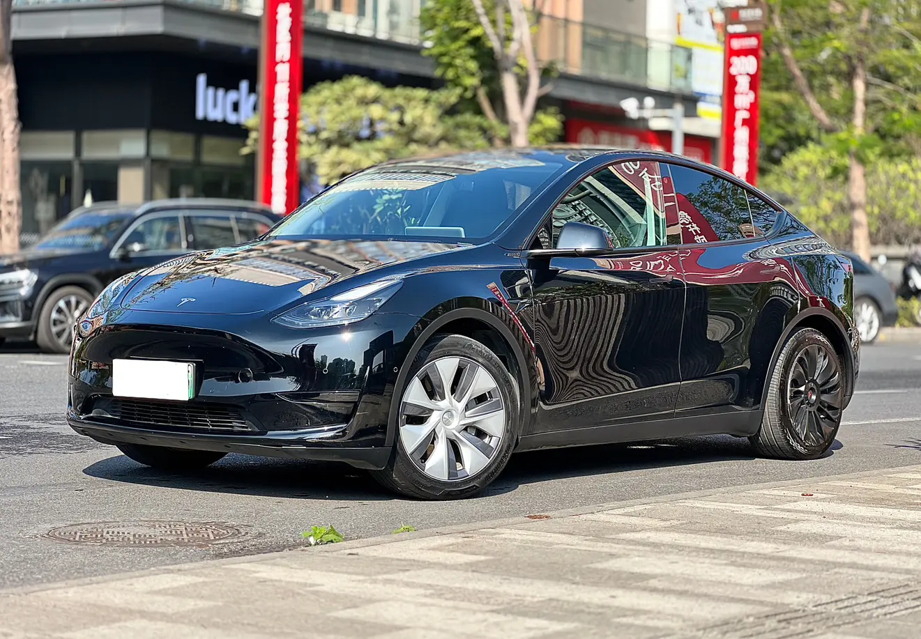 Tesla Model Y  из Китая