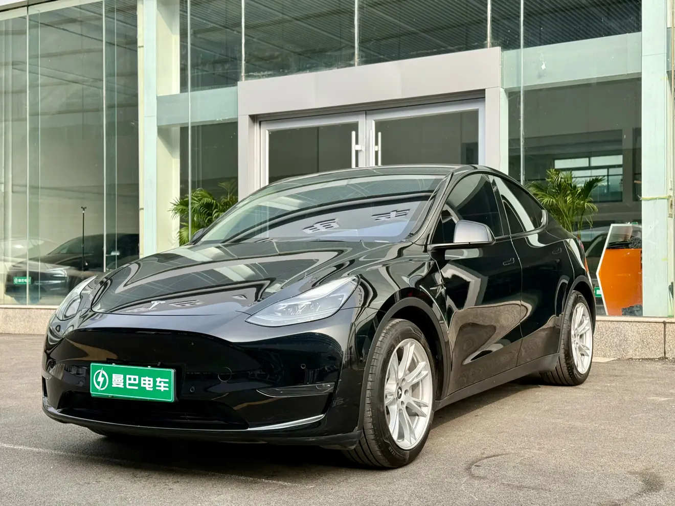 Tesla Model Y  из Китая