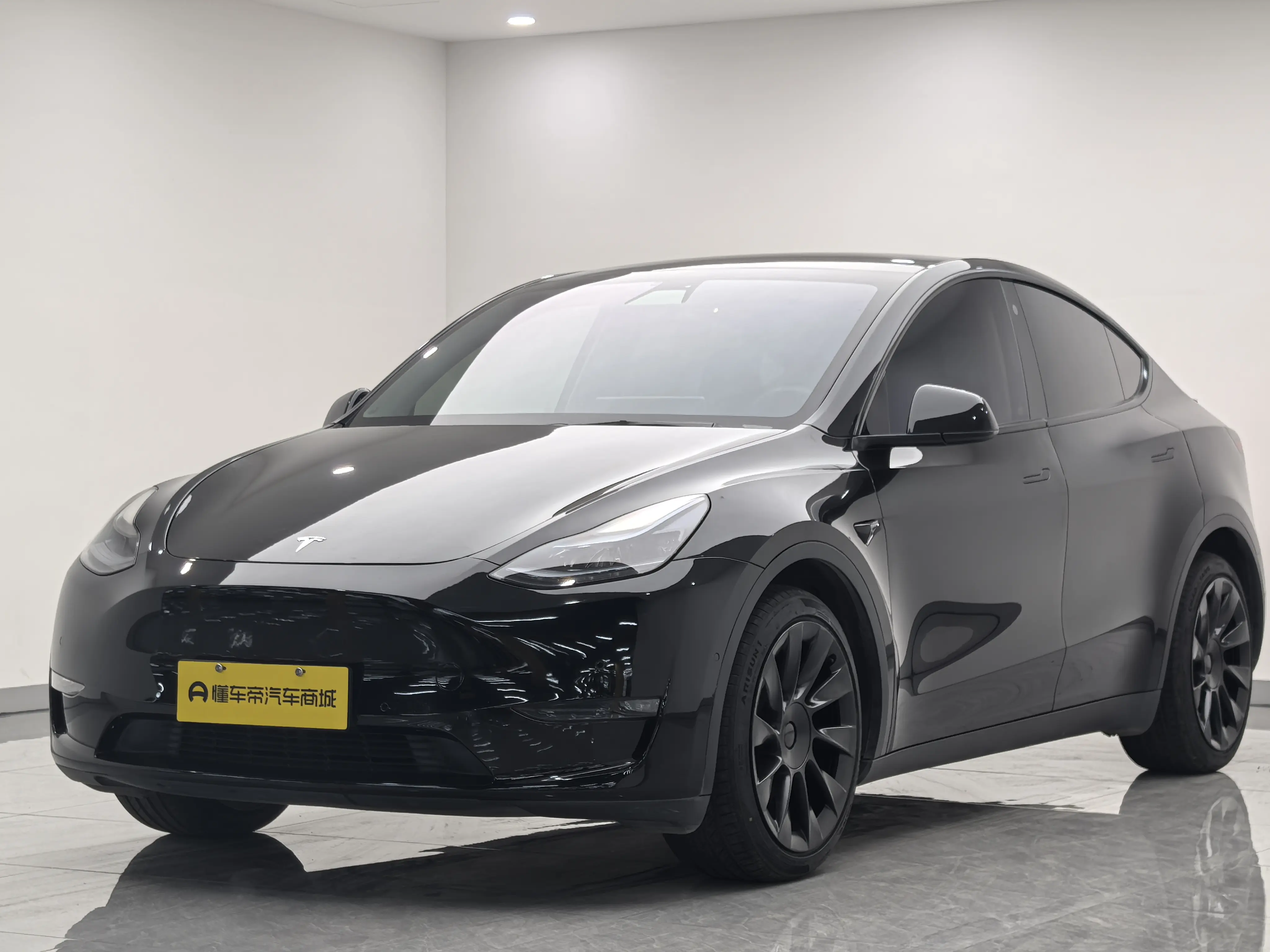 Tesla Model Y  из Китая