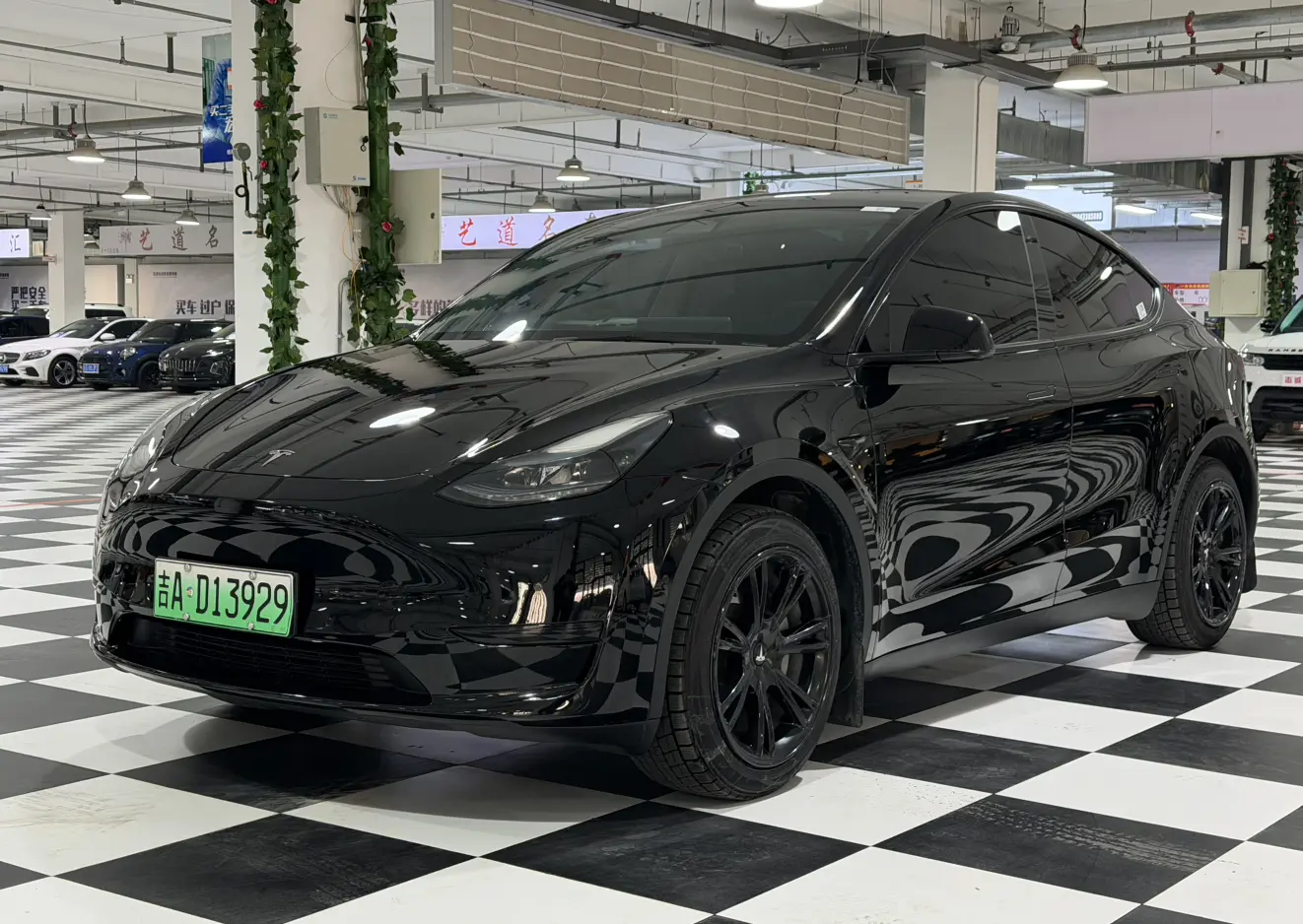 Tesla Model Y  из Китая