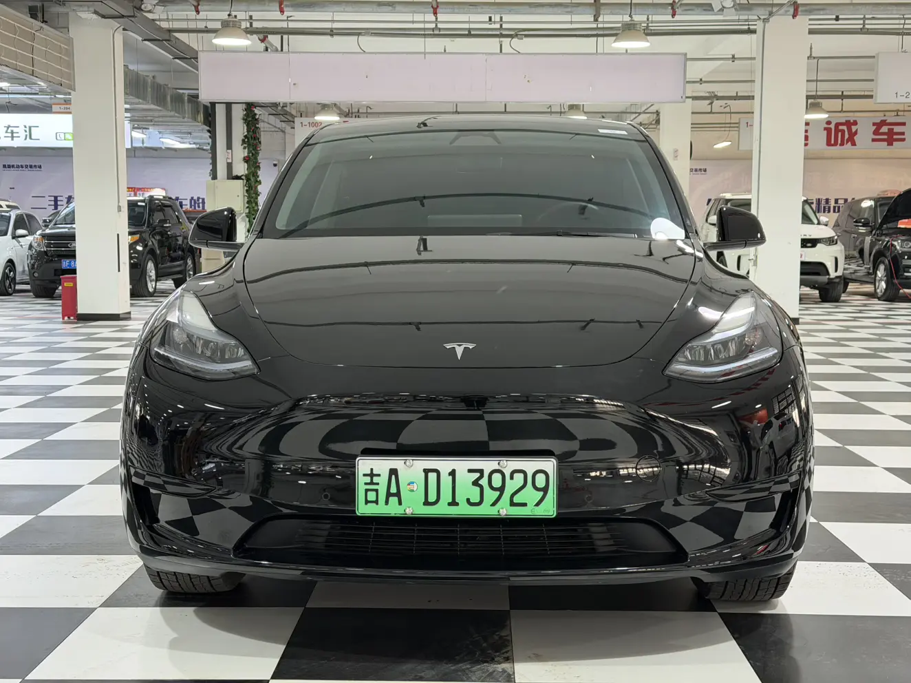 Tesla Model Y  из Китая