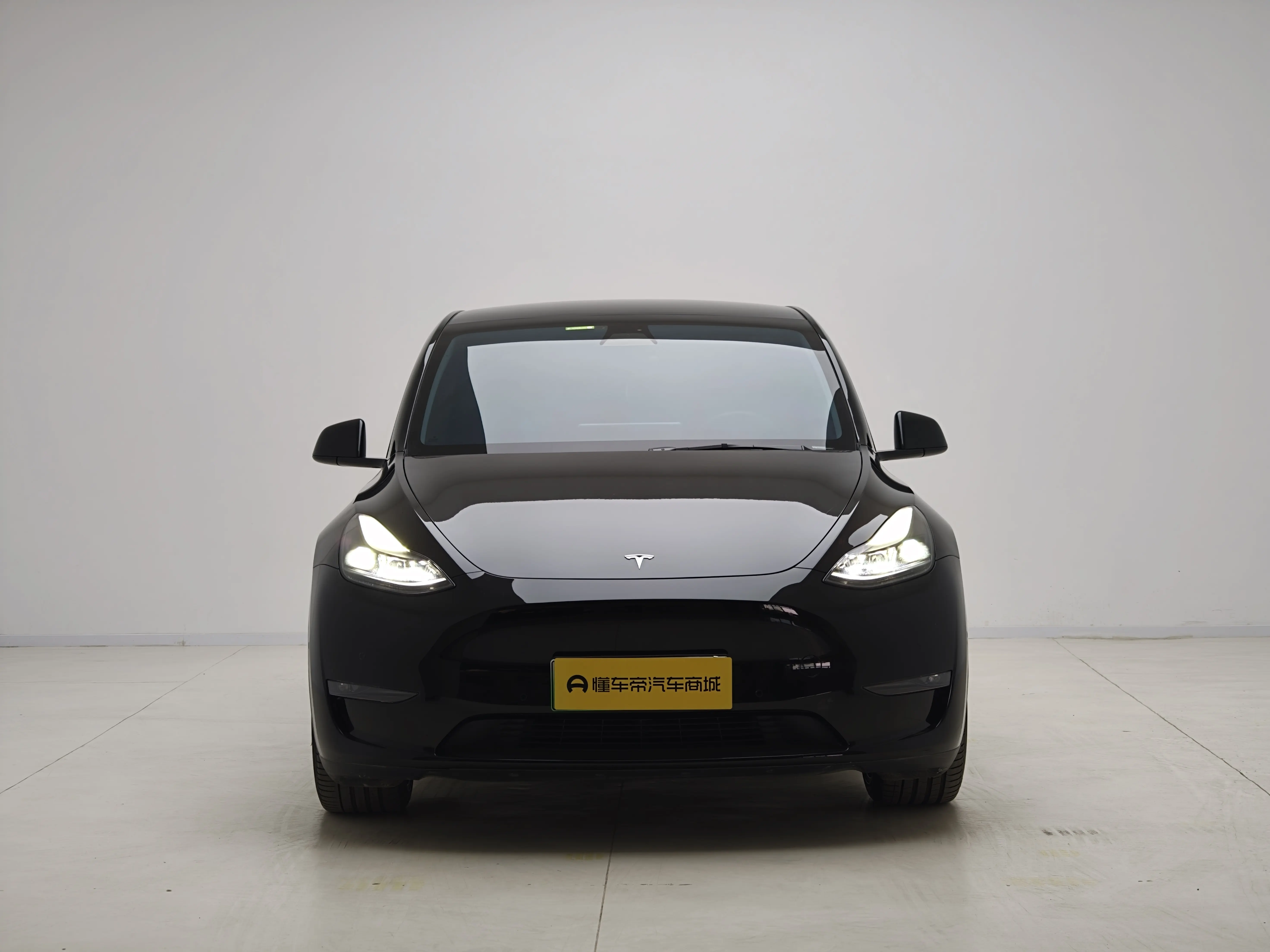 Tesla Model Y  из Китая