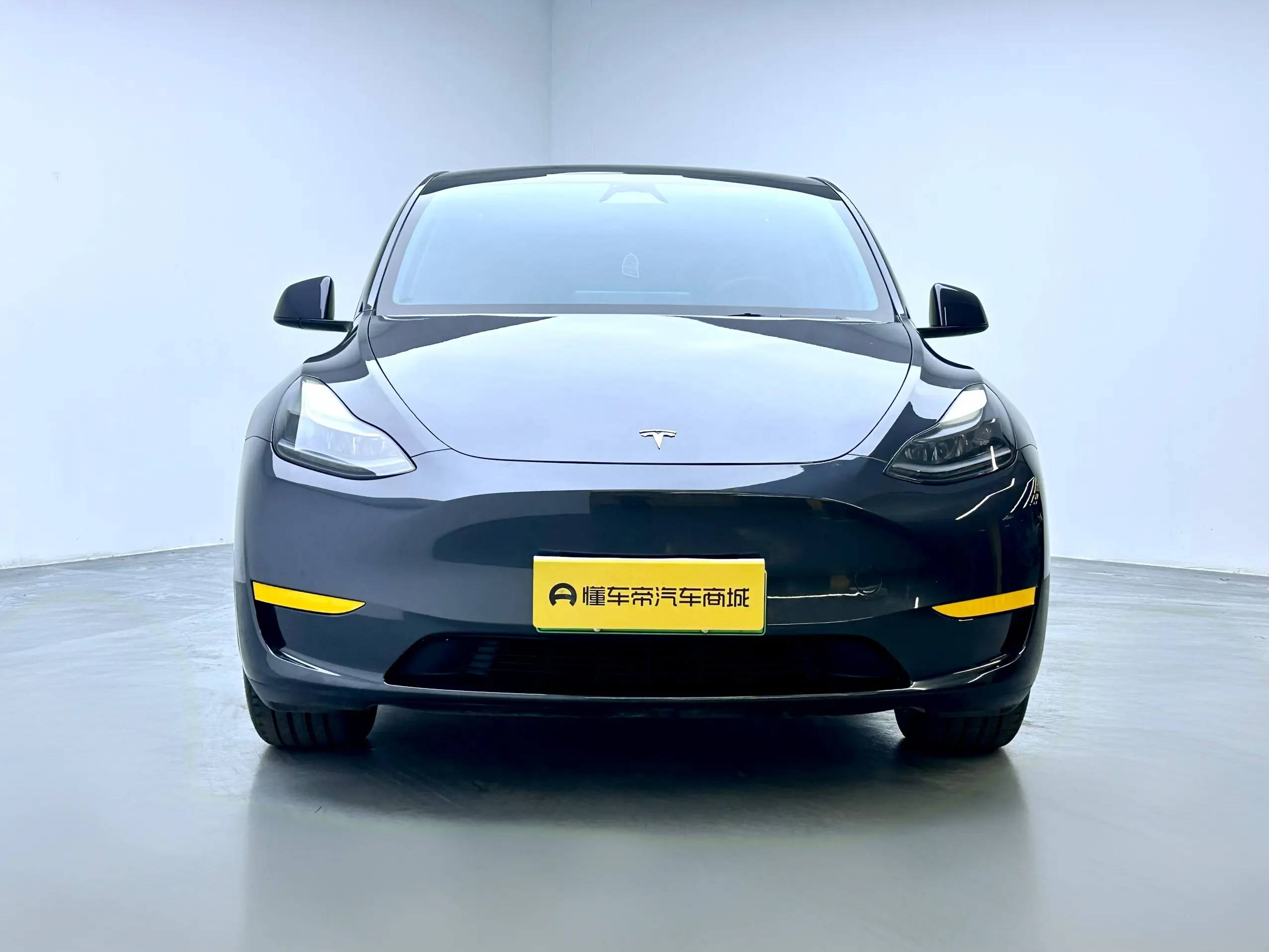 Tesla Model Y  из Китая