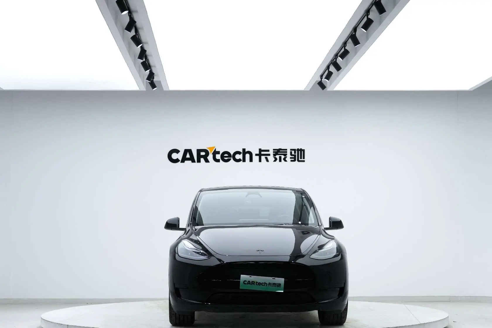 Tesla Model Y  из Китая