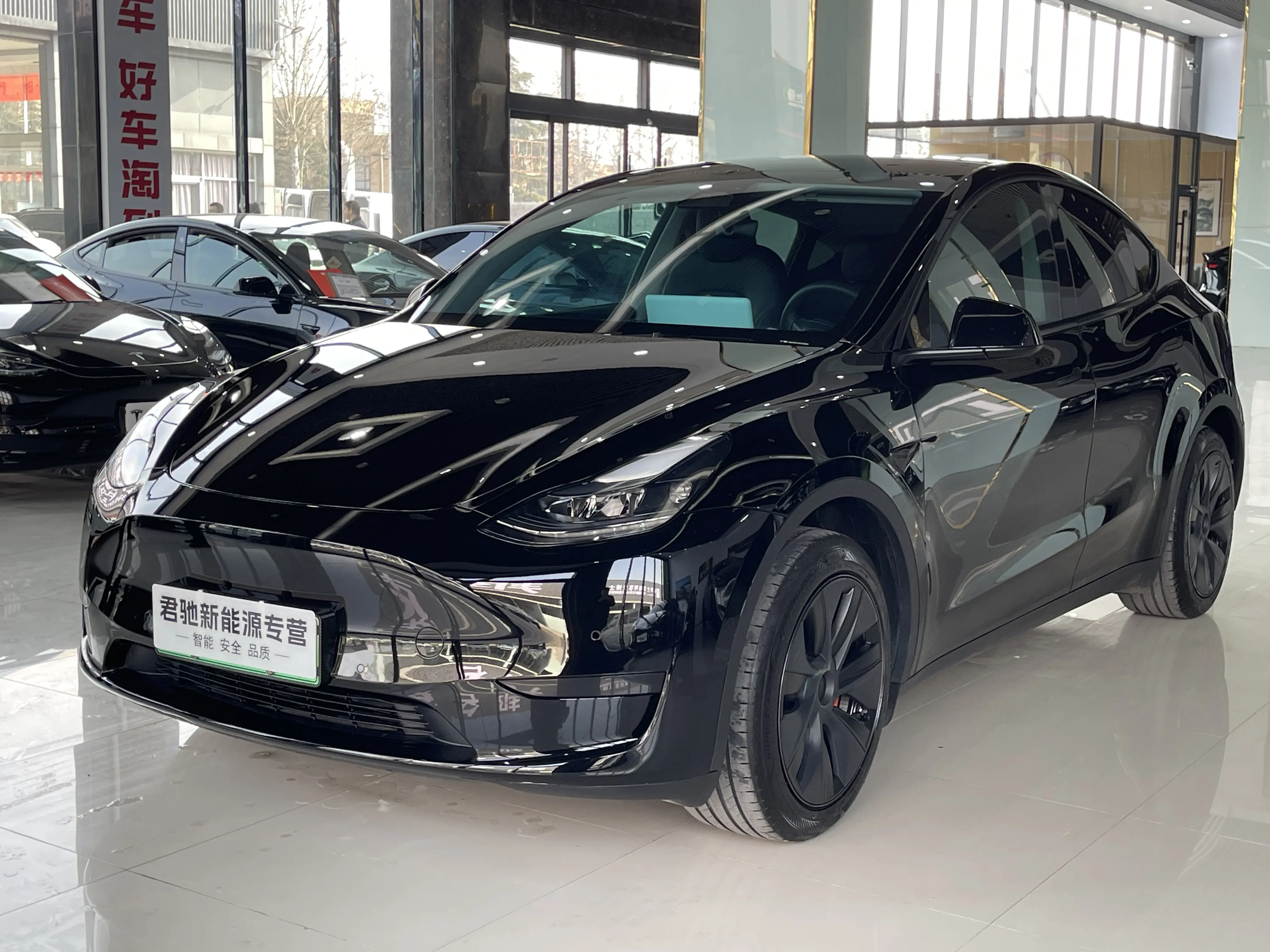 Tesla Model Y  из Китая