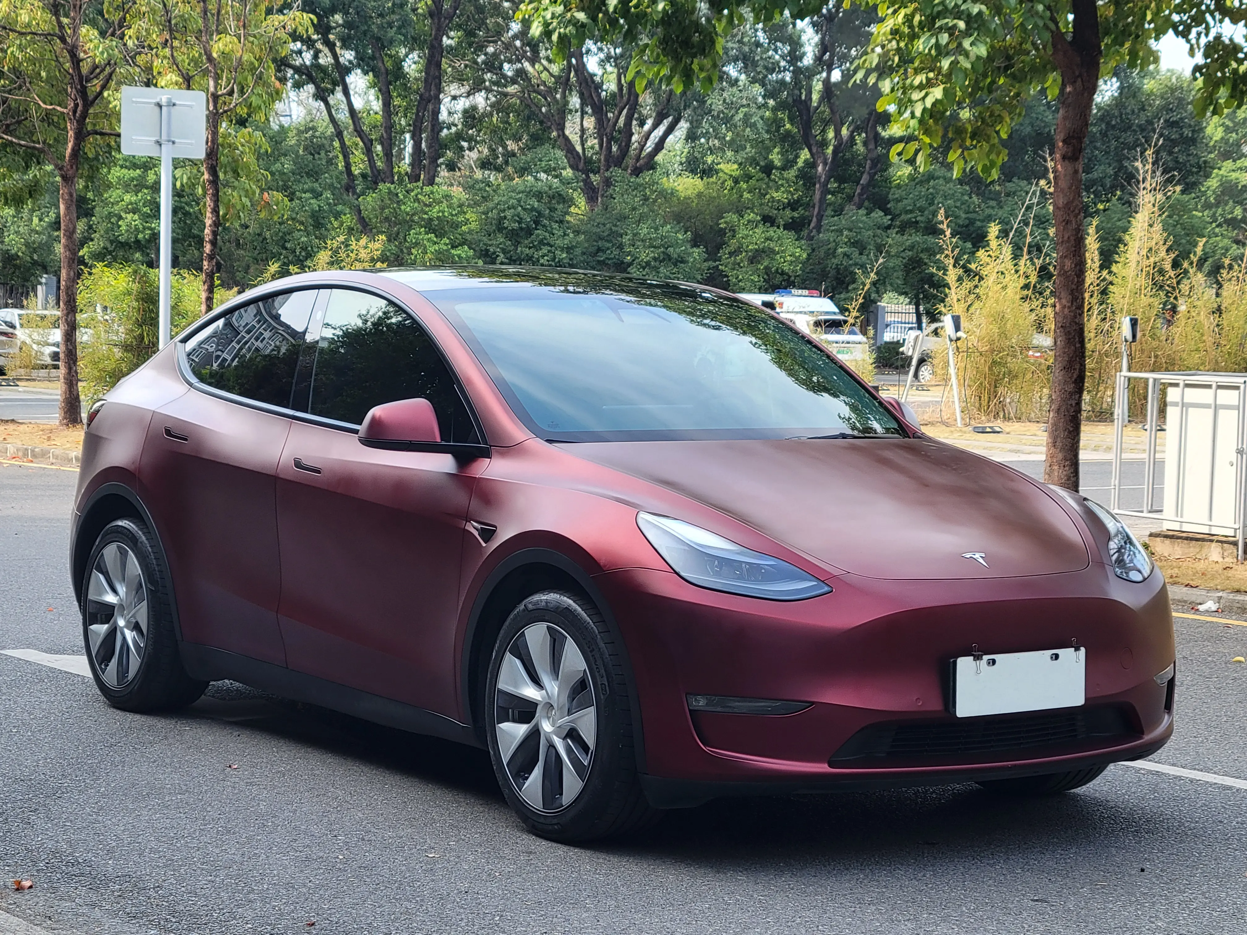 Tesla Model Y  из Китая