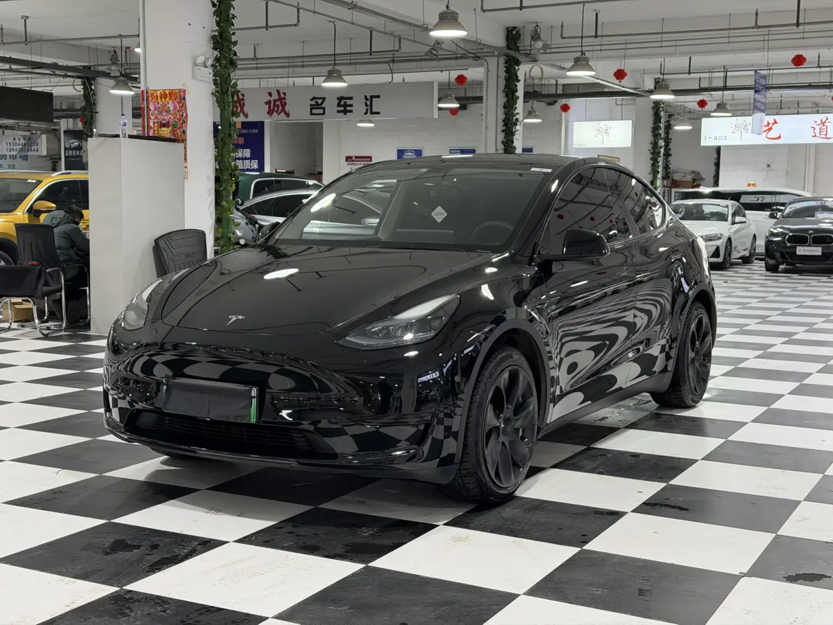 Tesla Model Y  из Китая