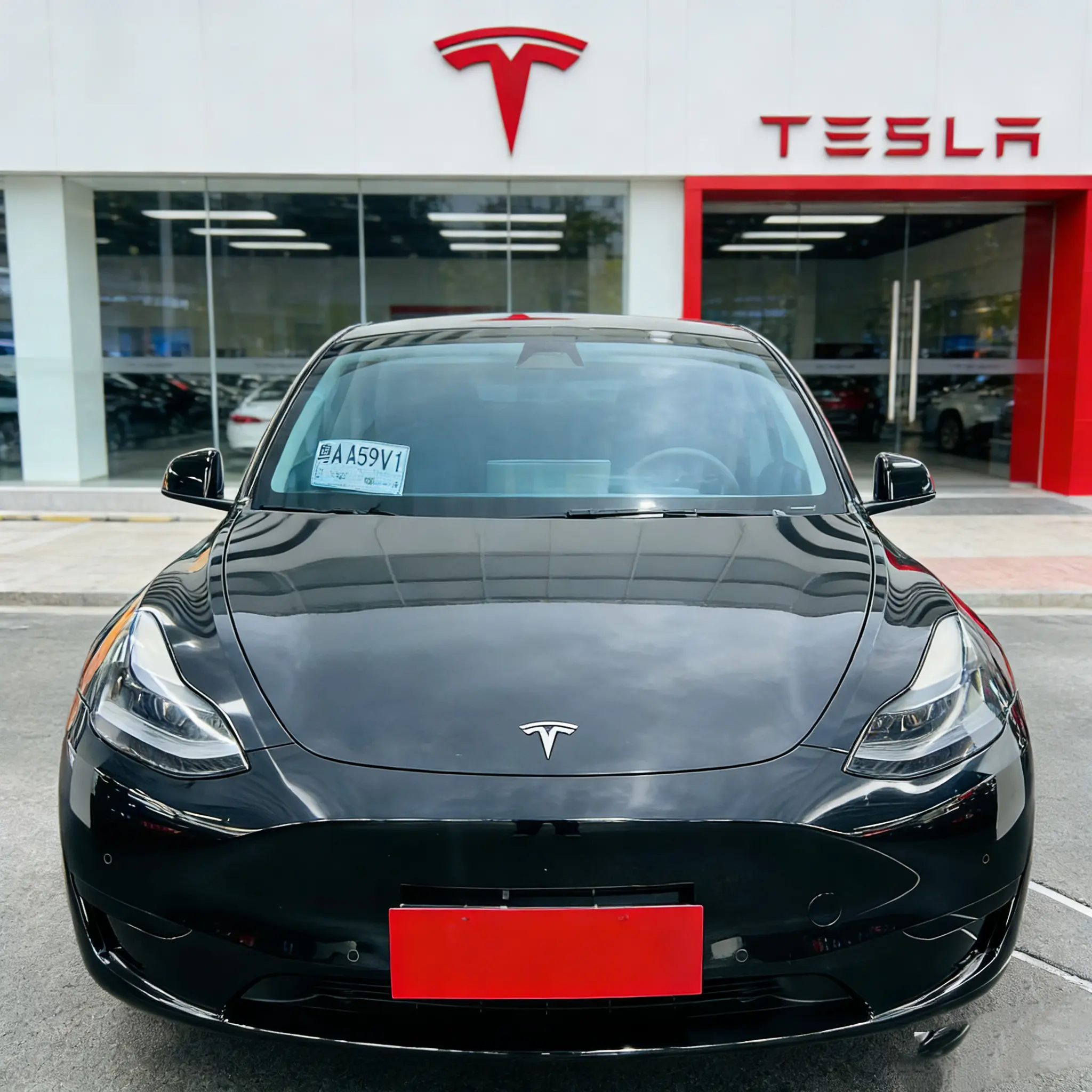 Tesla Model Y  из Китая
