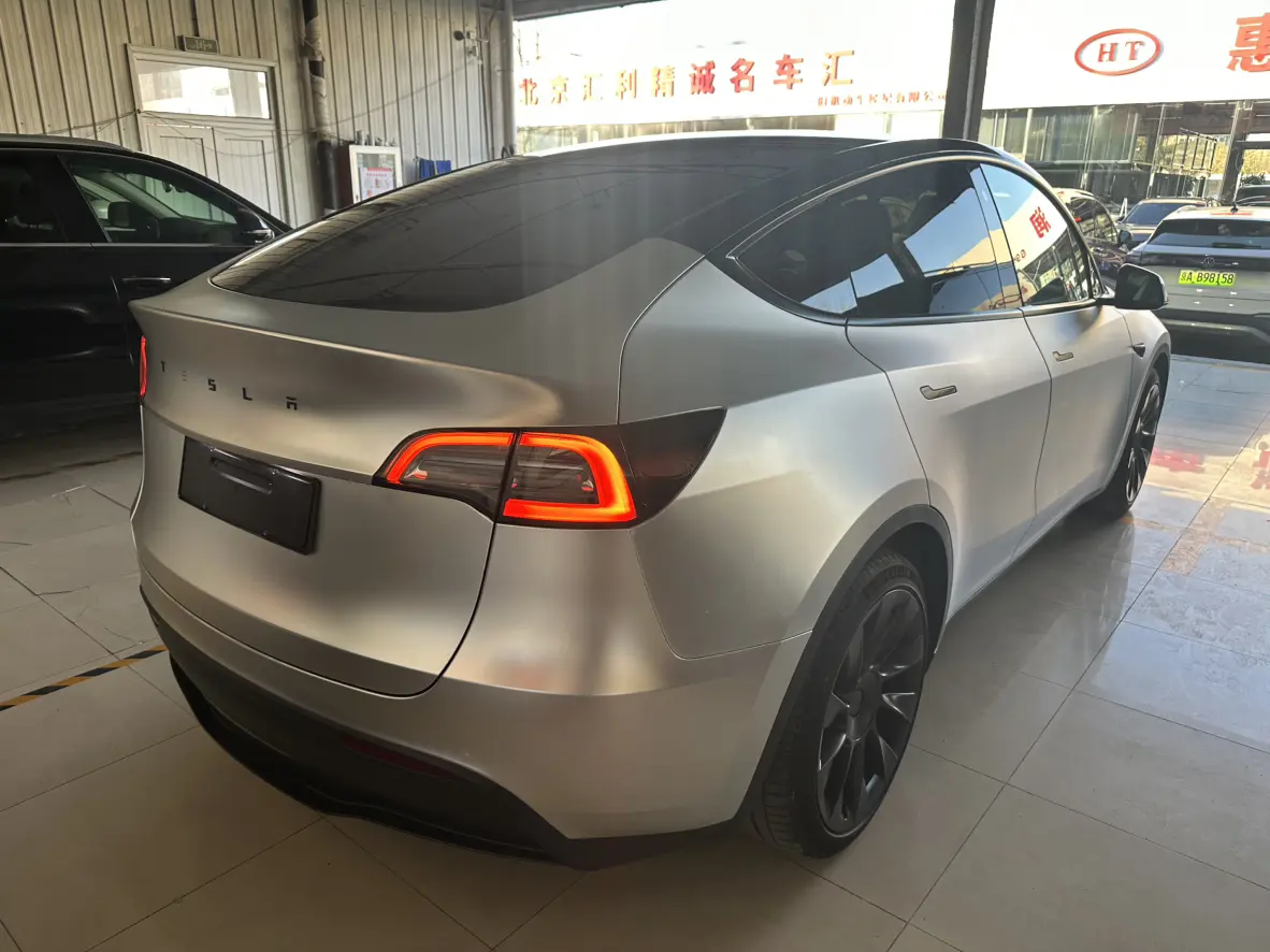 Tesla Model Y  из Китая