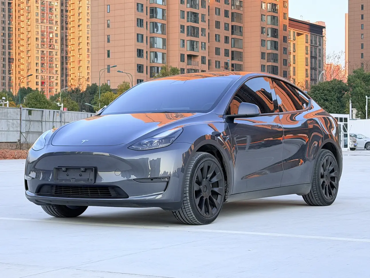 Tesla Model Y  из Китая