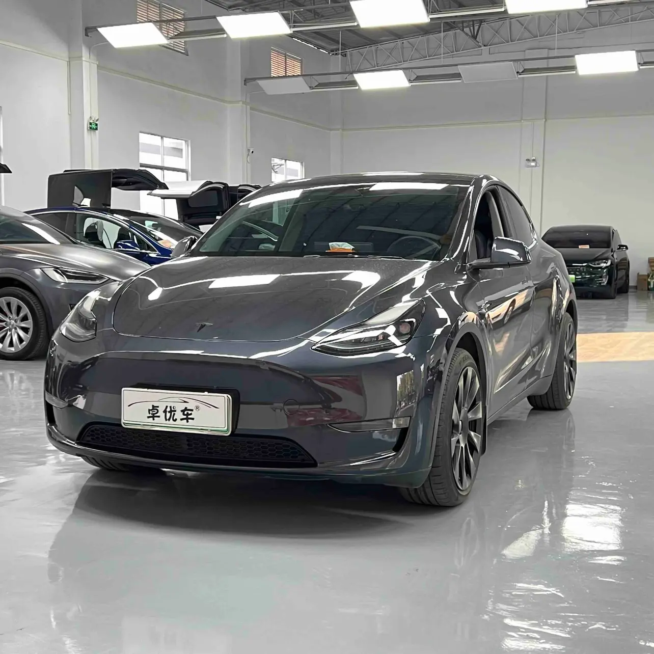 Tesla Model Y  из Китая