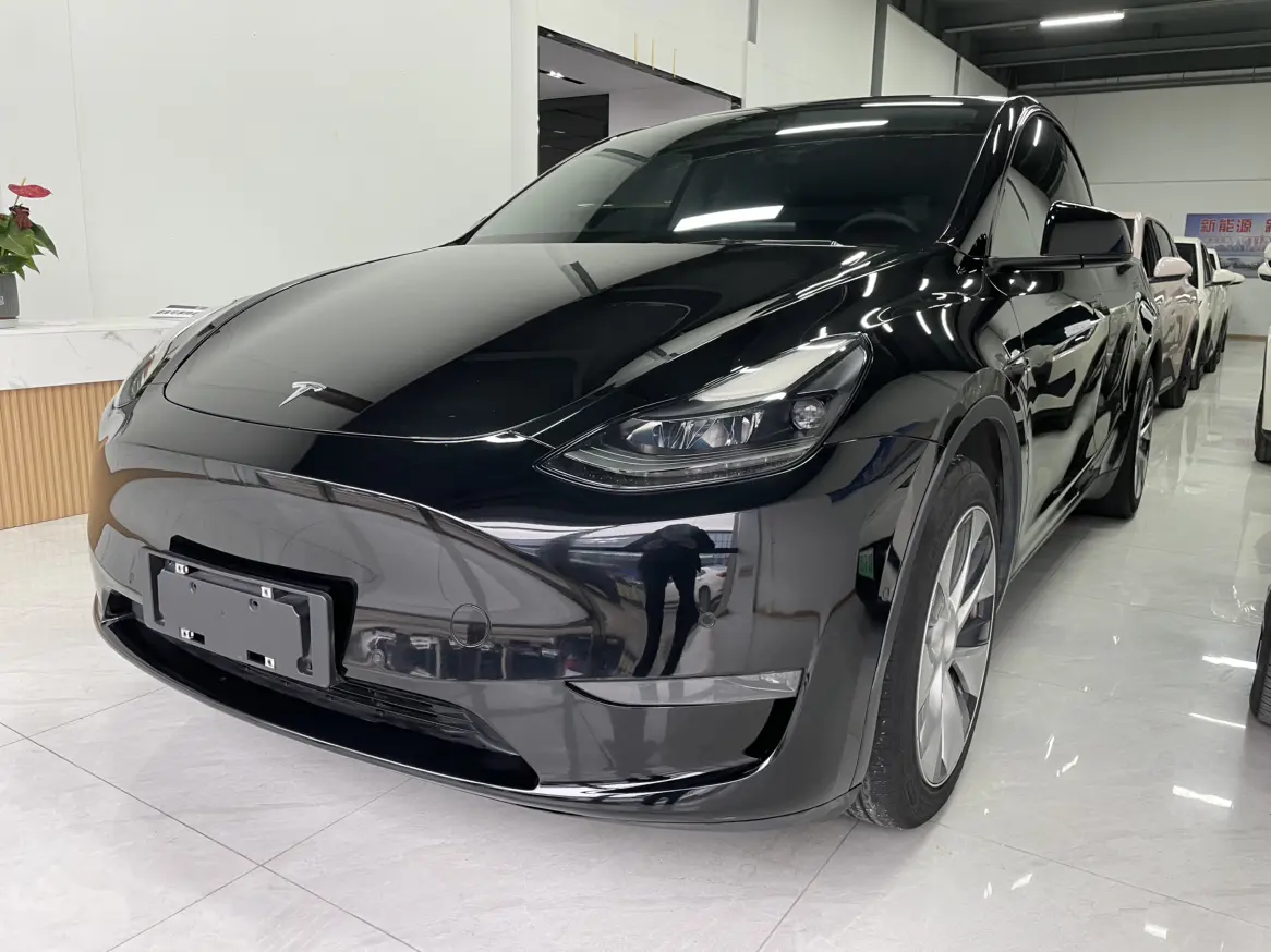 Tesla Model Y  из Китая