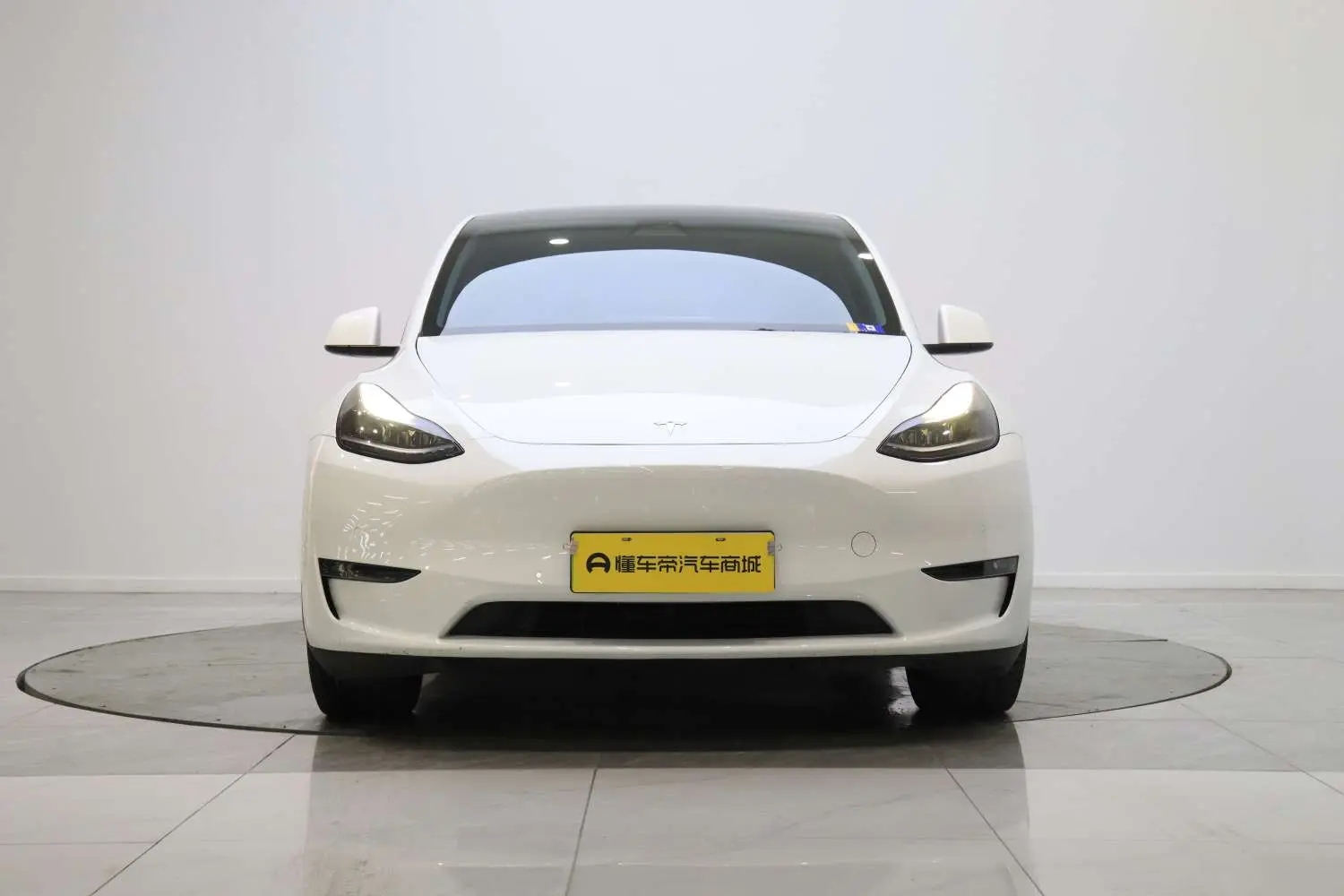 Tesla Model Y  из Китая
