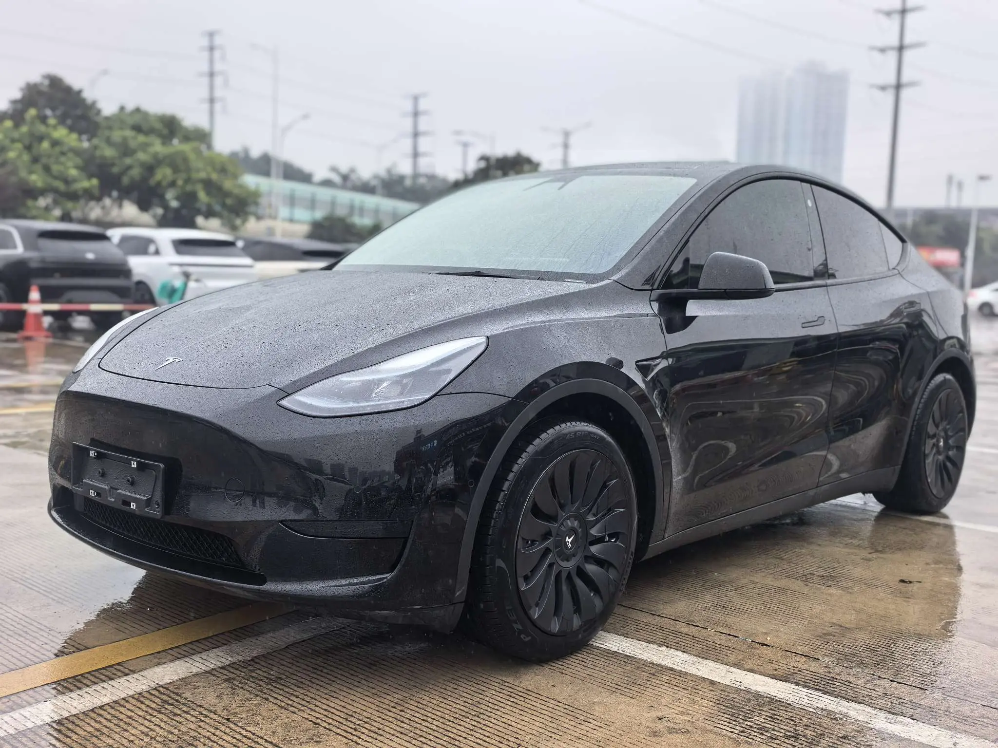 Tesla Model Y  из Китая