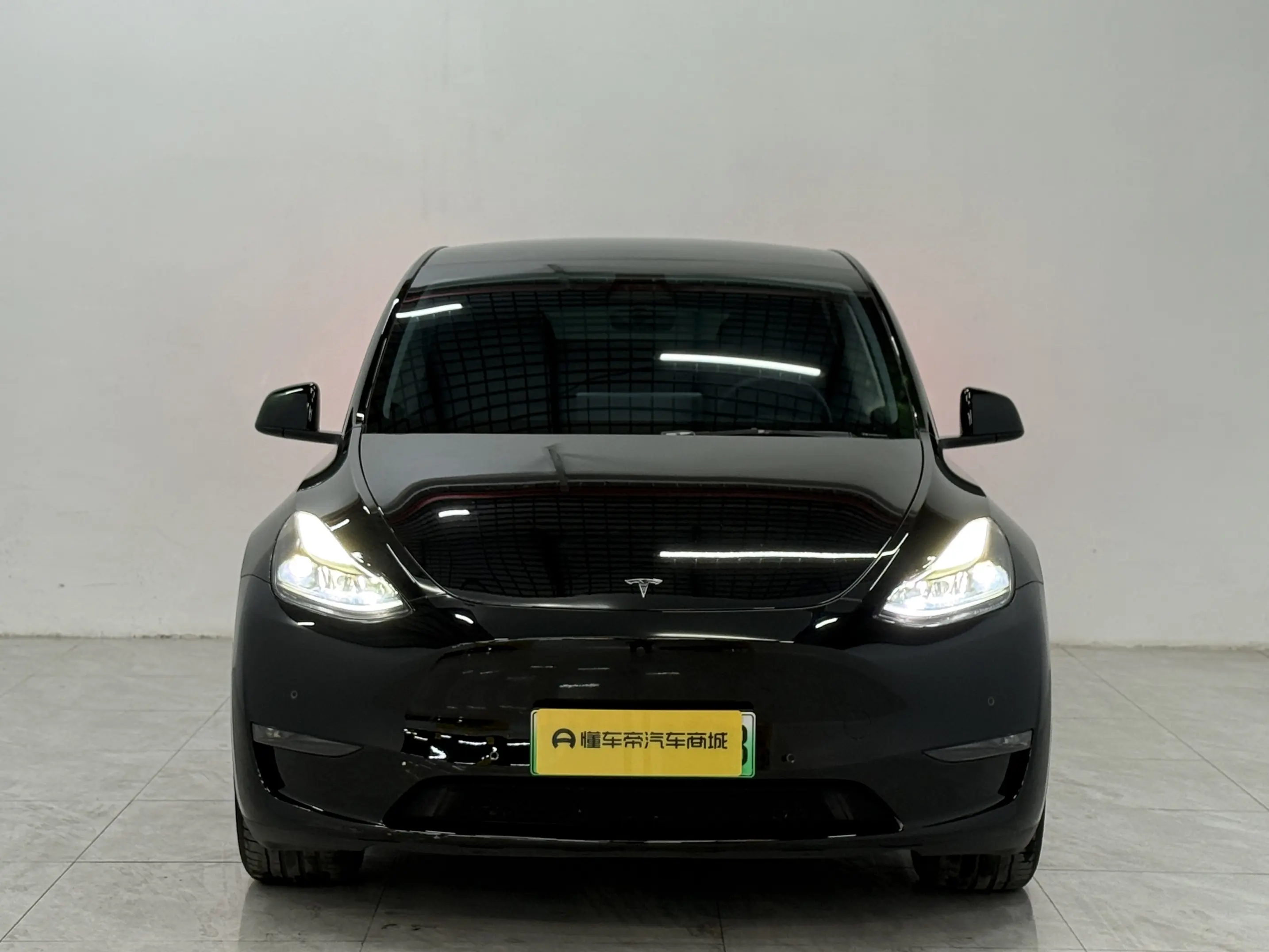 Tesla Model Y  из Китая