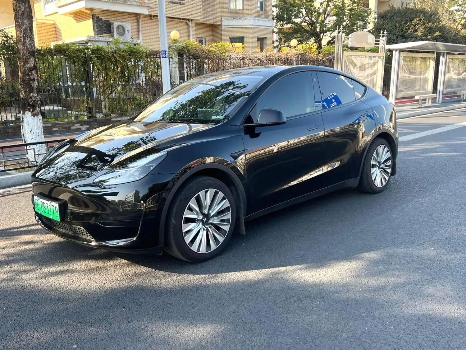 Tesla Model Y  из Китая