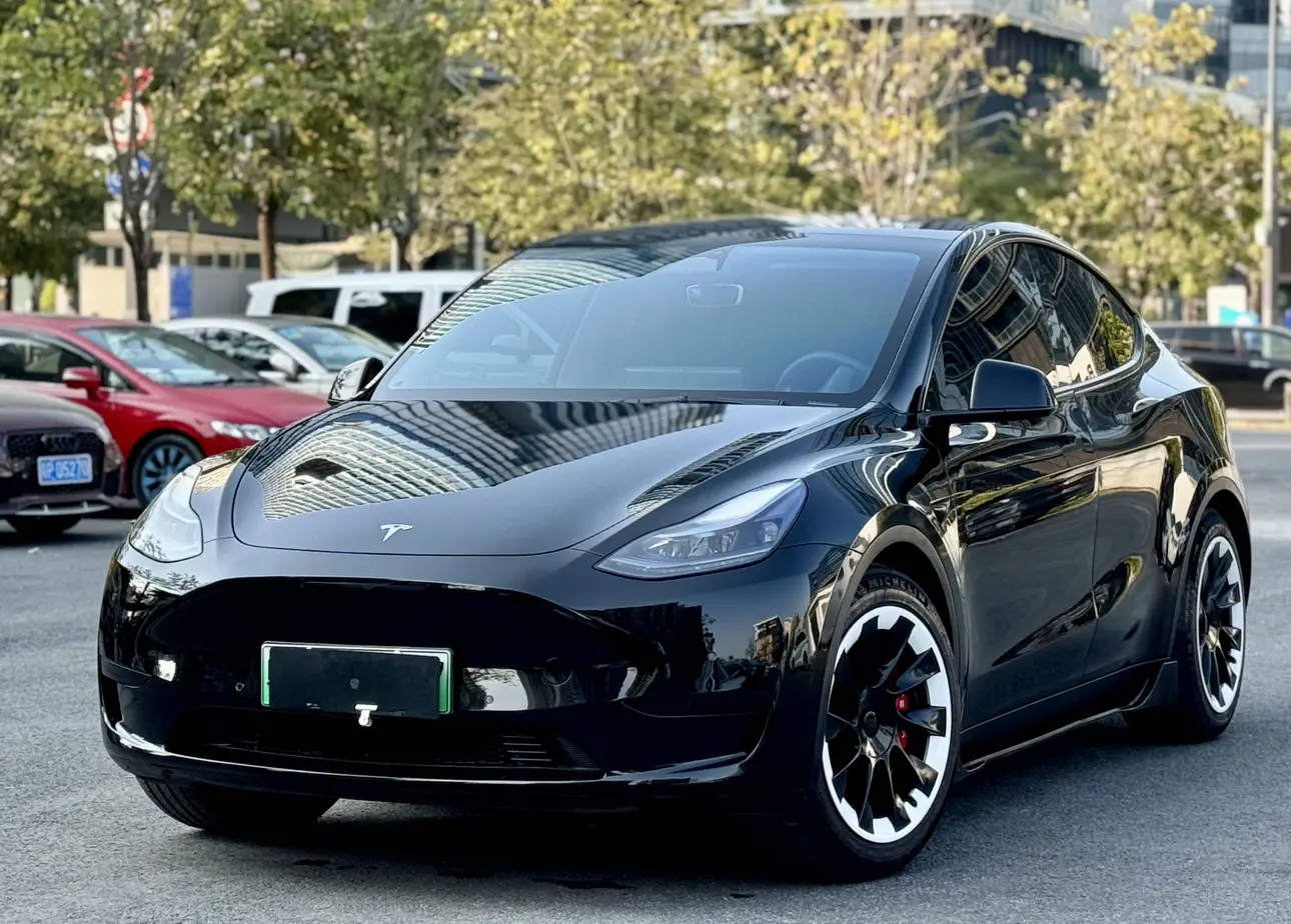 Tesla Model Y  из Китая