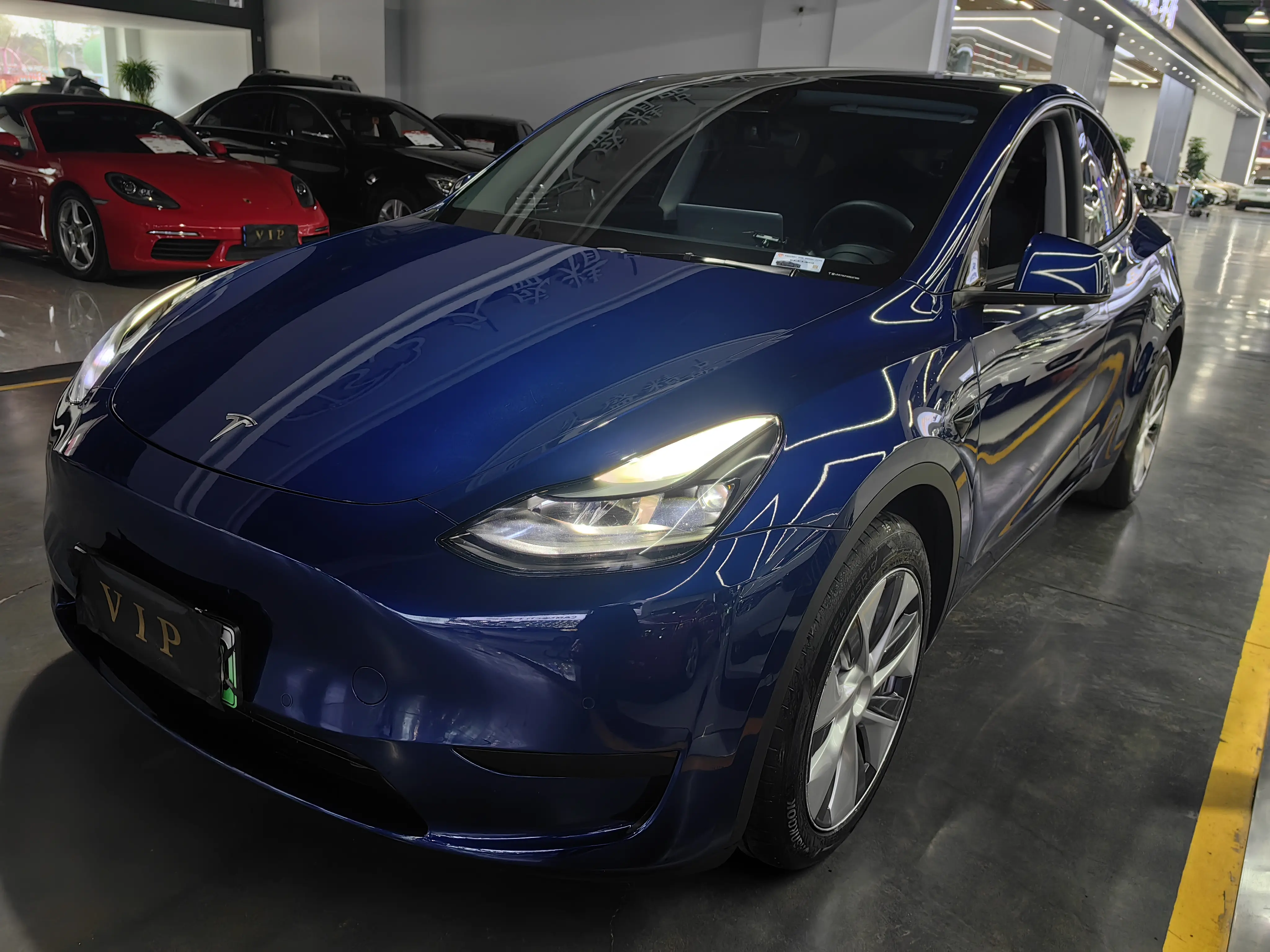 Tesla Model Y  из Китая
