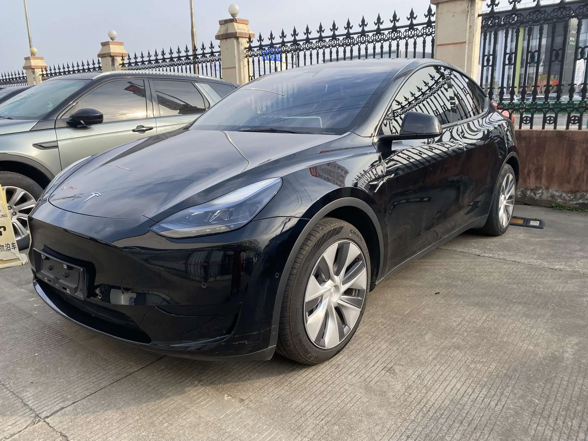 Tesla Model Y  из Китая