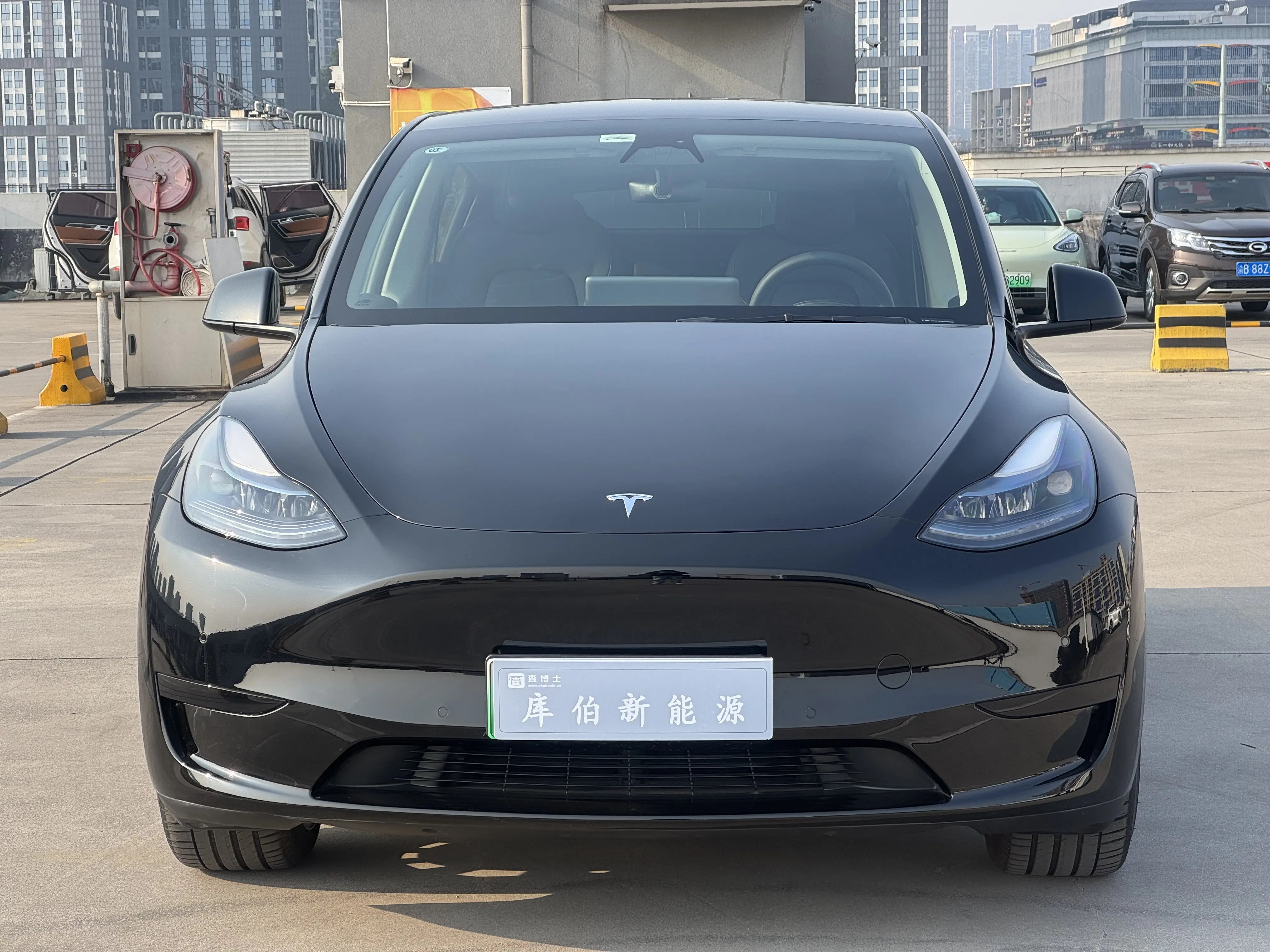 Tesla Model Y  из Китая