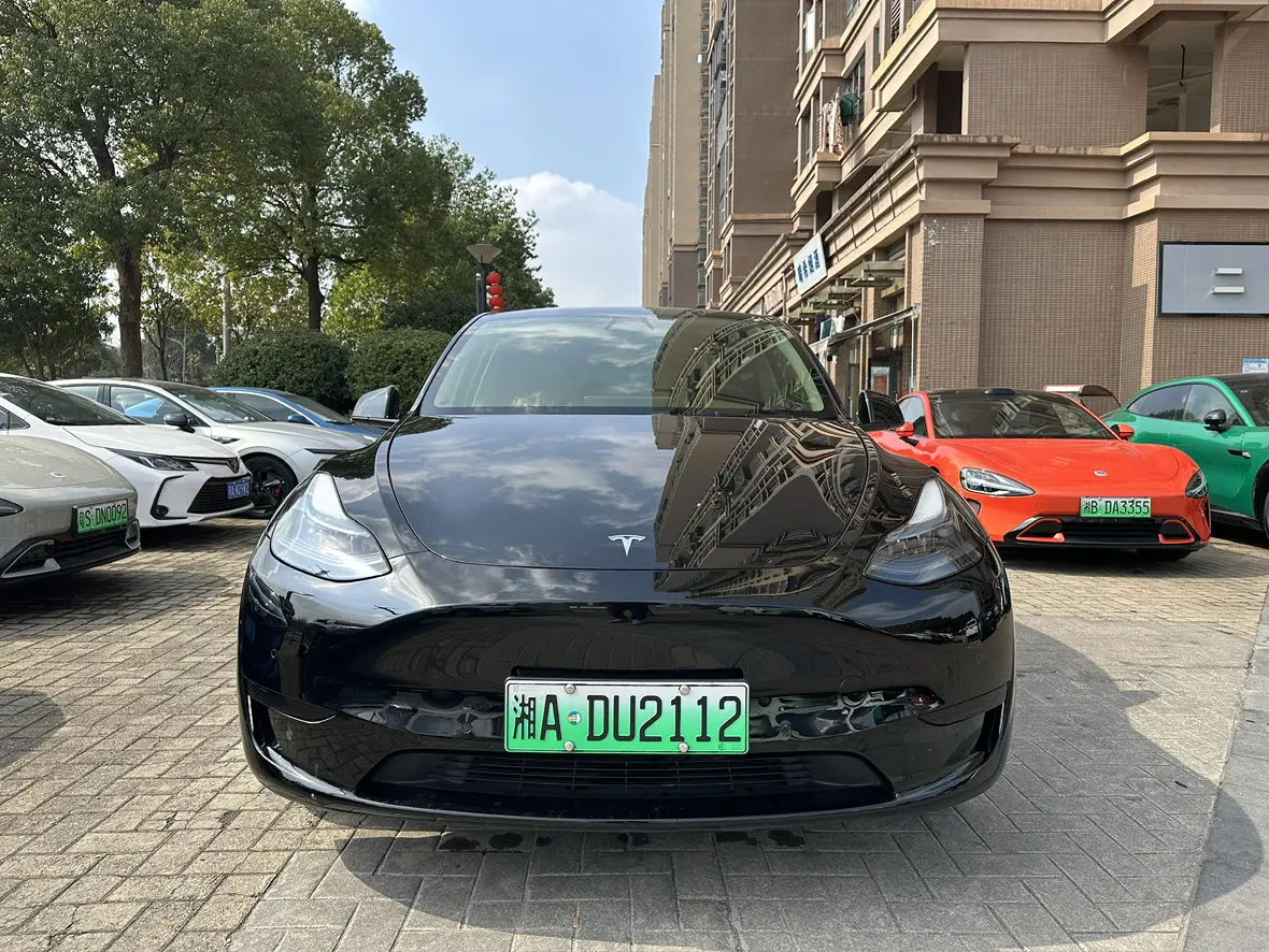 Tesla Model Y  из Китая