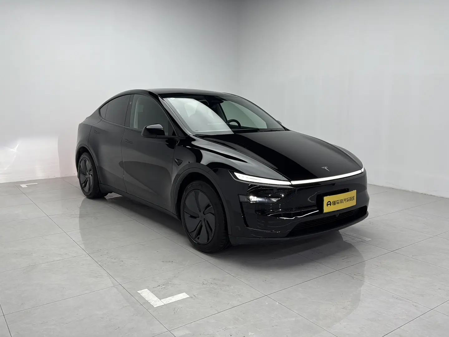 Tesla Model Y  из Китая