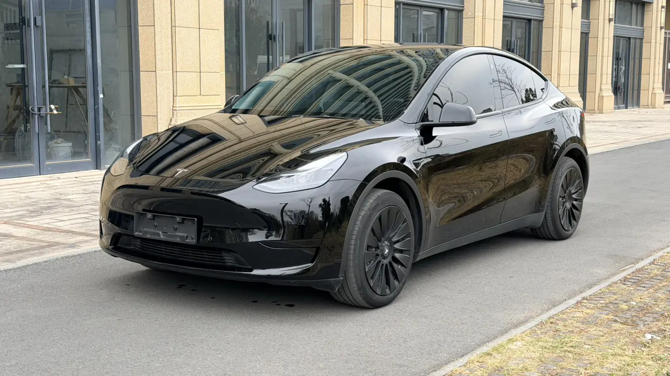 Tesla Model Y  из Китая