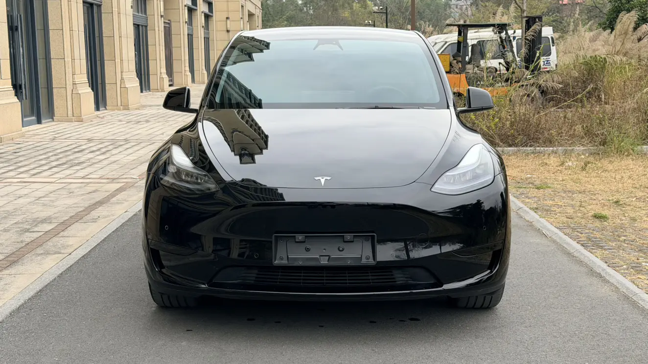 Tesla Model Y  из Китая