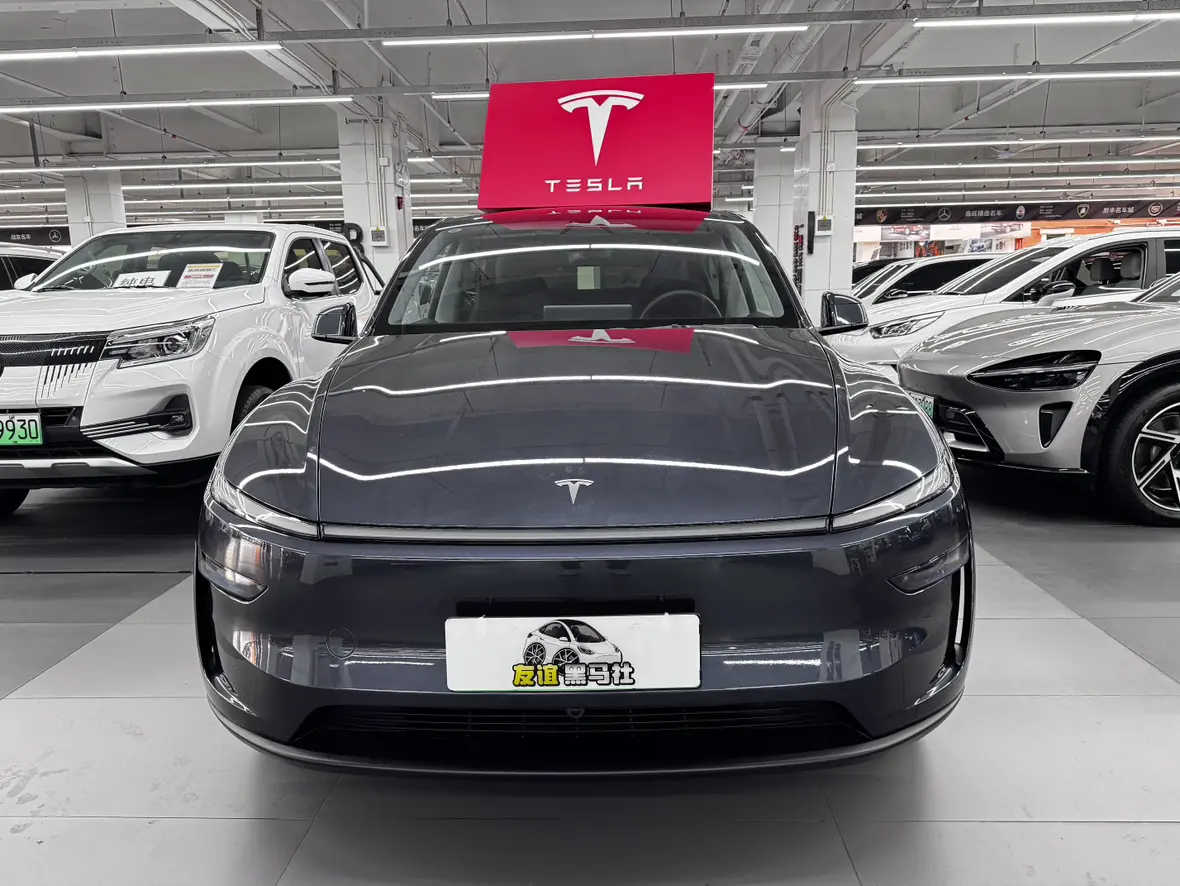 Tesla Model Y  из Китая