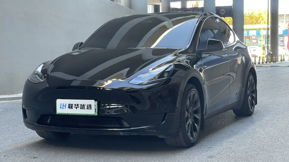 Tesla Model Y  из Китая