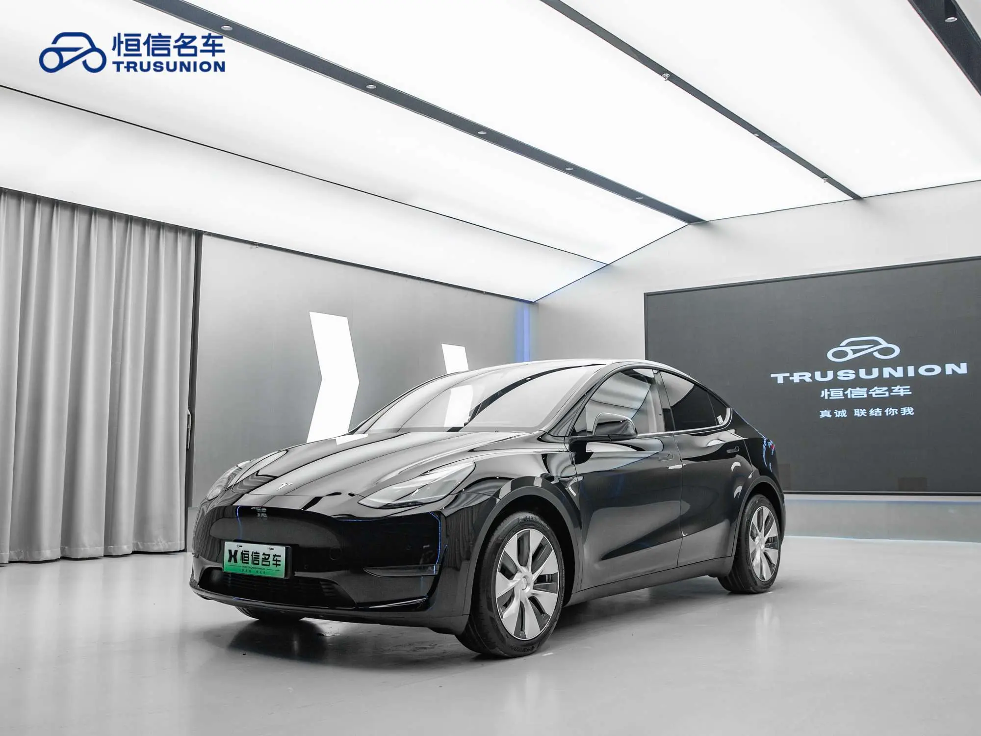 Tesla Model Y  из Китая