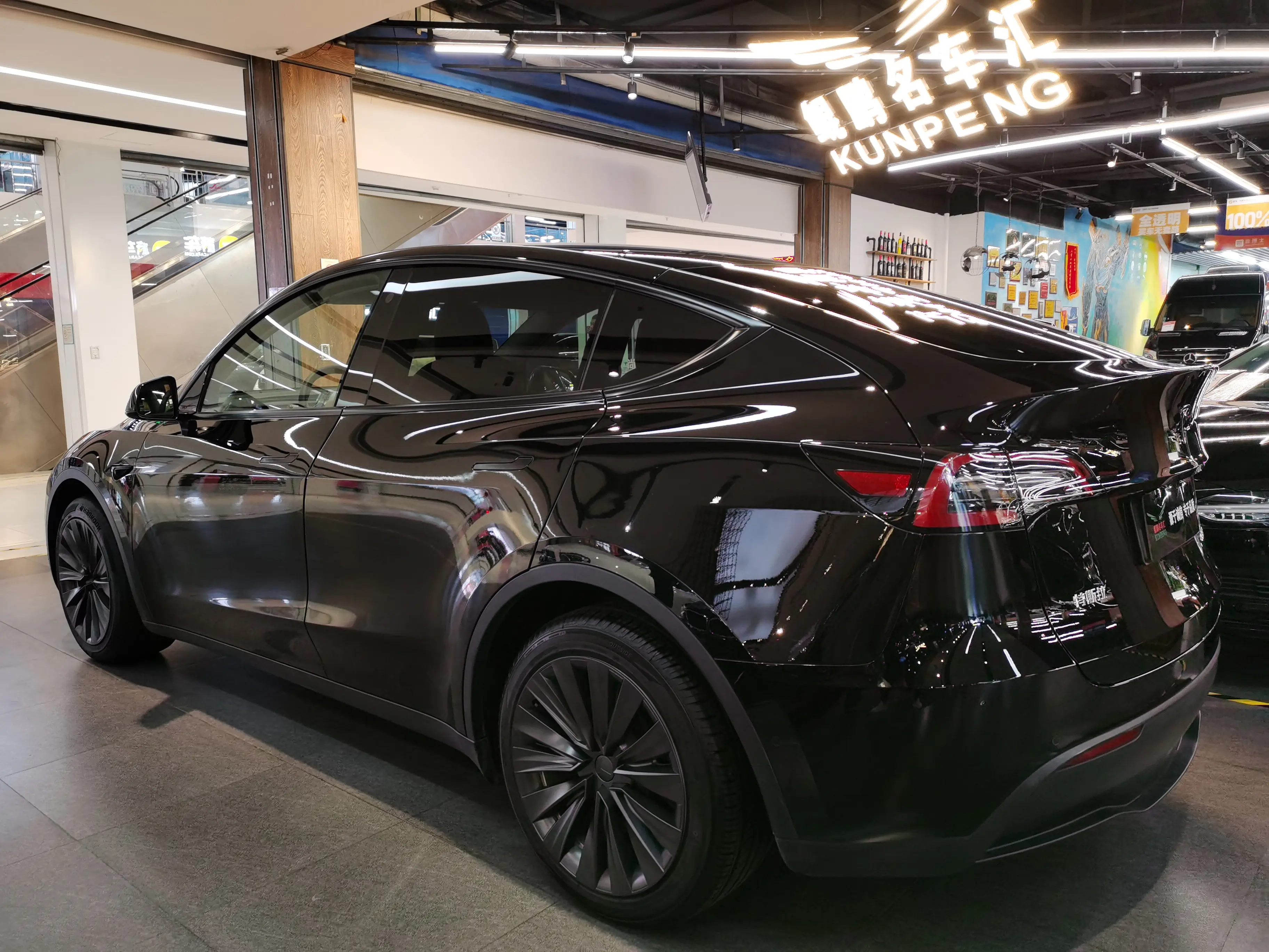 Tesla Model Y  из Китая