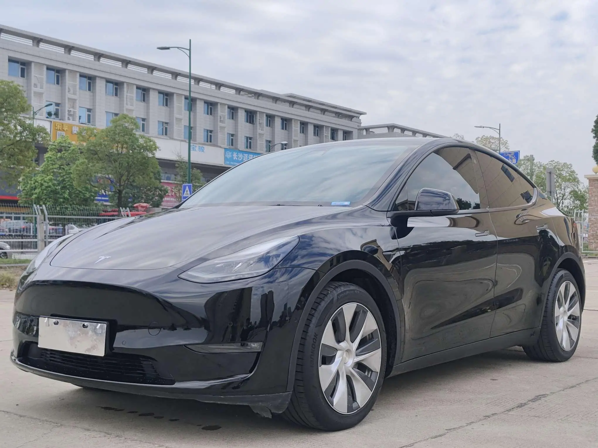 Tesla Model Y  из Китая