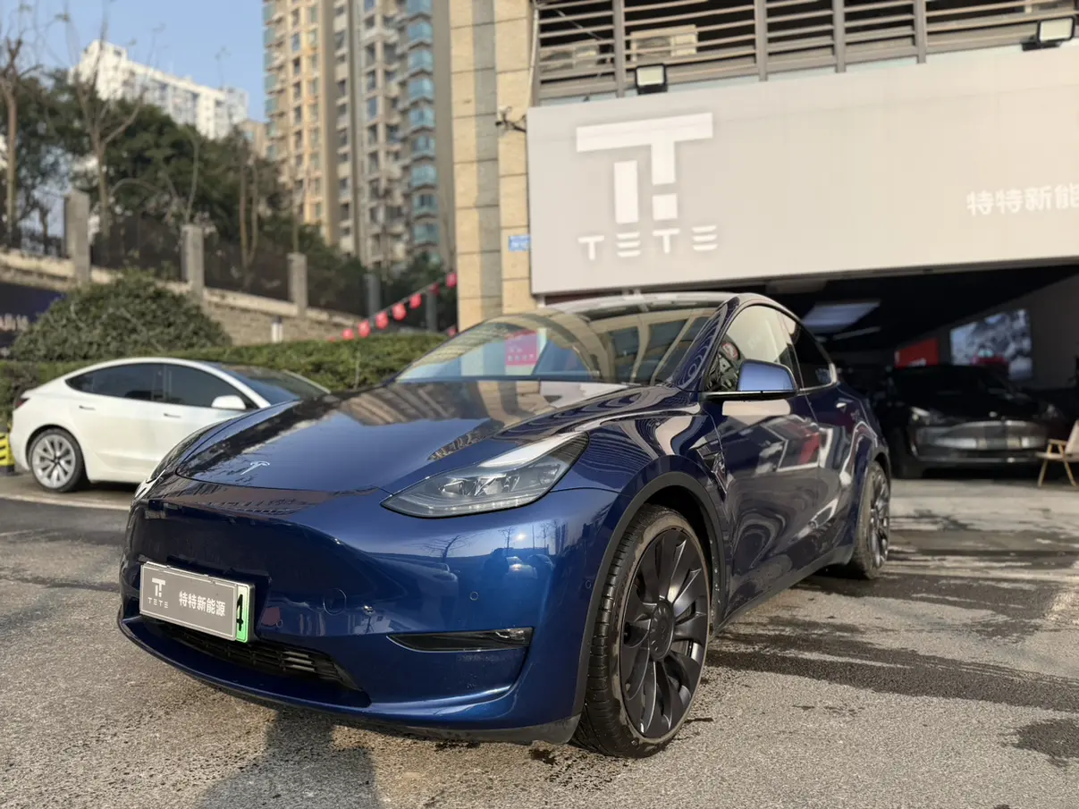 Tesla Model Y  из Китая
