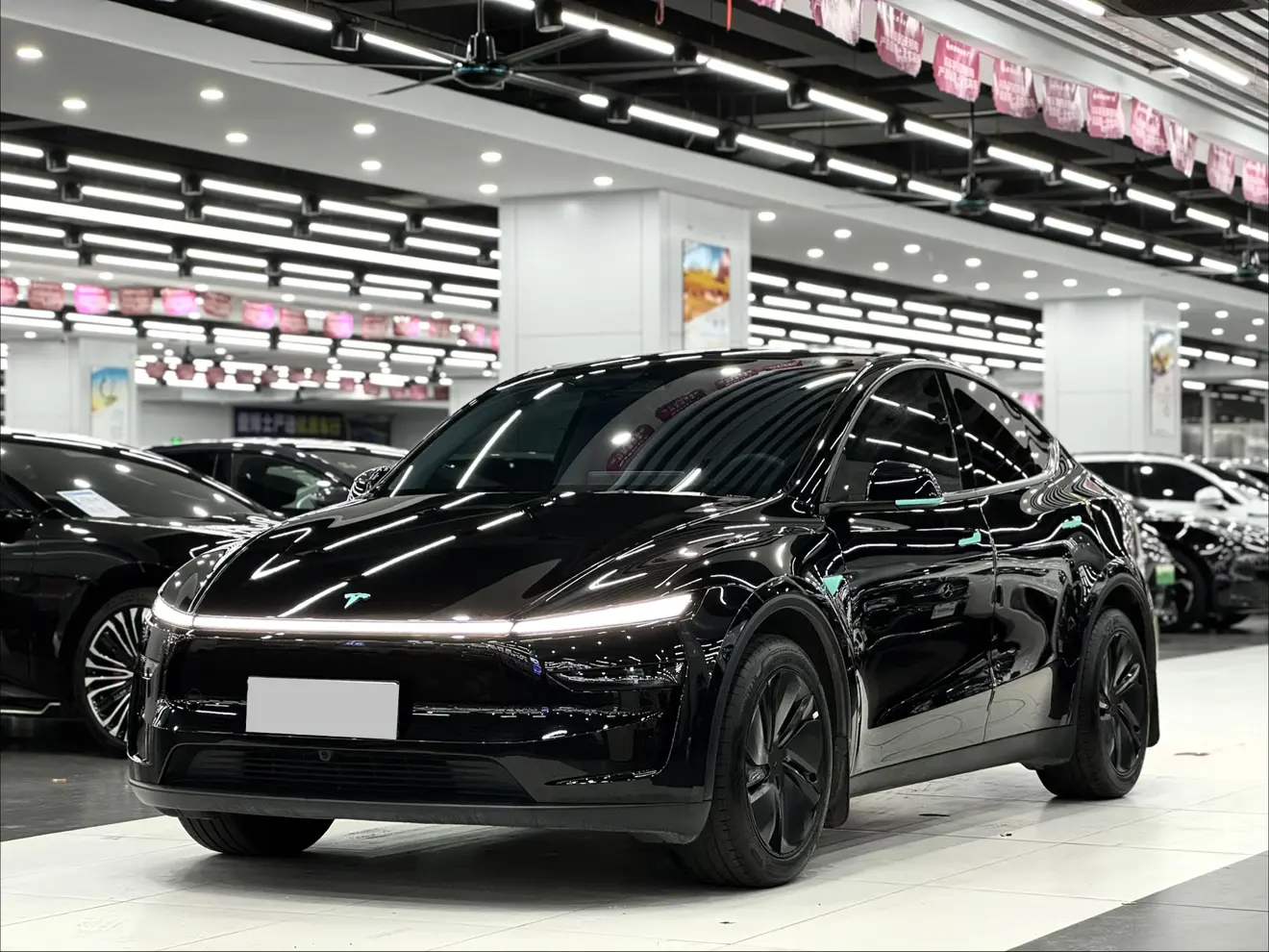 Tesla Model Y  из Китая