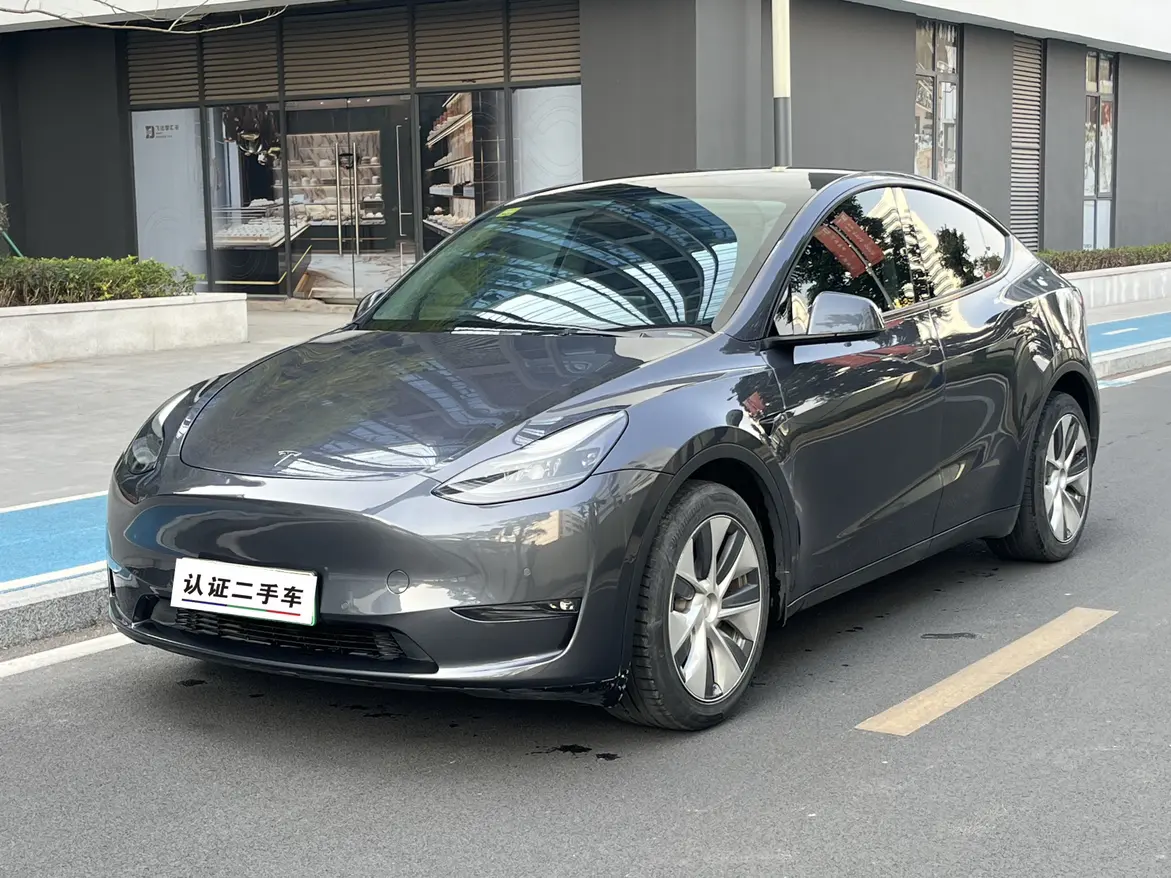 Tesla Model Y  из Китая