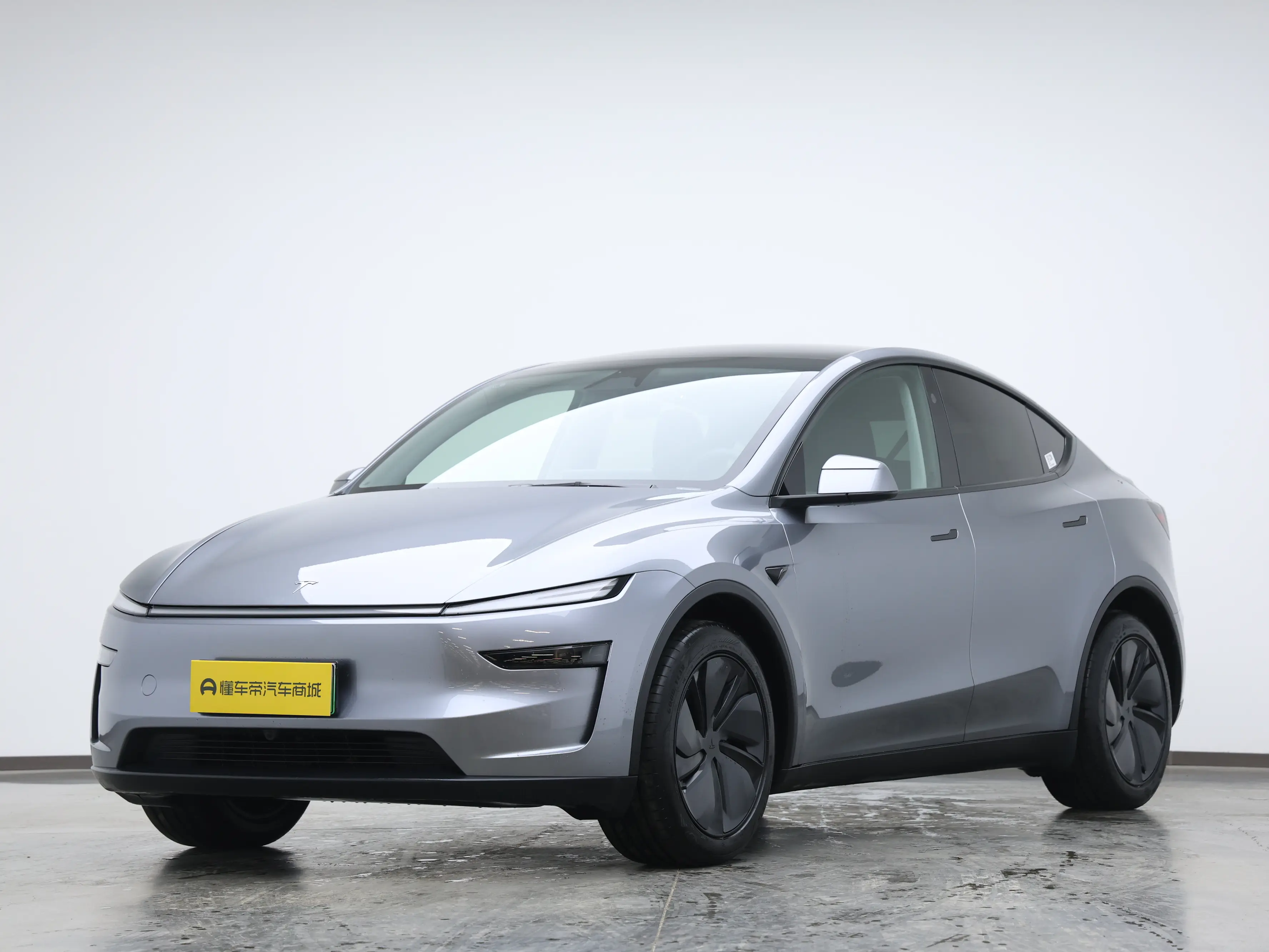 Tesla Model Y  из Китая