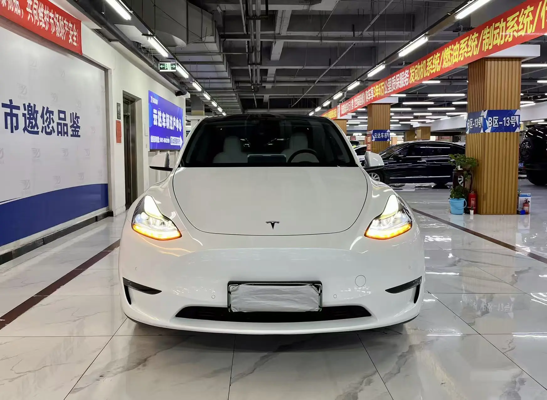 Tesla Model Y  из Китая