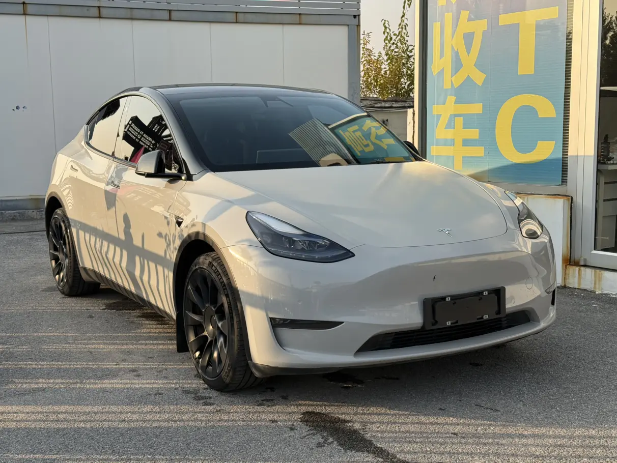 Tesla Model Y  из Китая