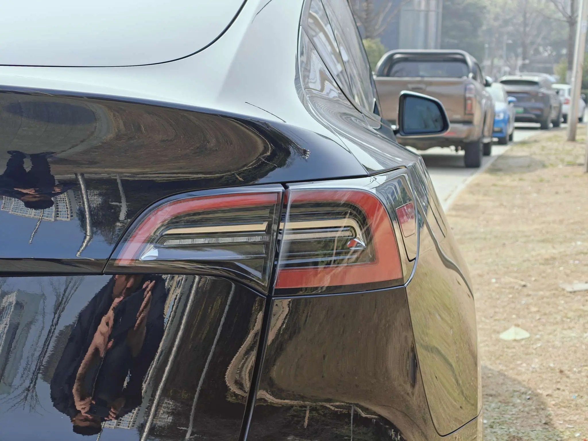 Tesla Model Y  из Китая