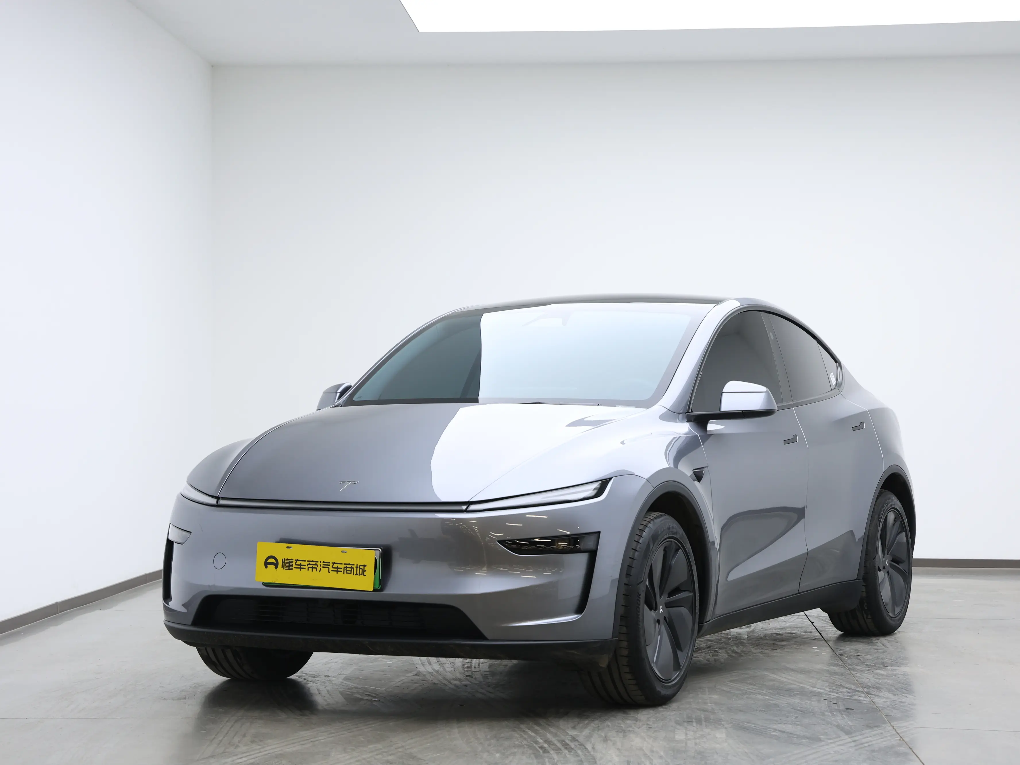 Tesla Model Y  из Китая