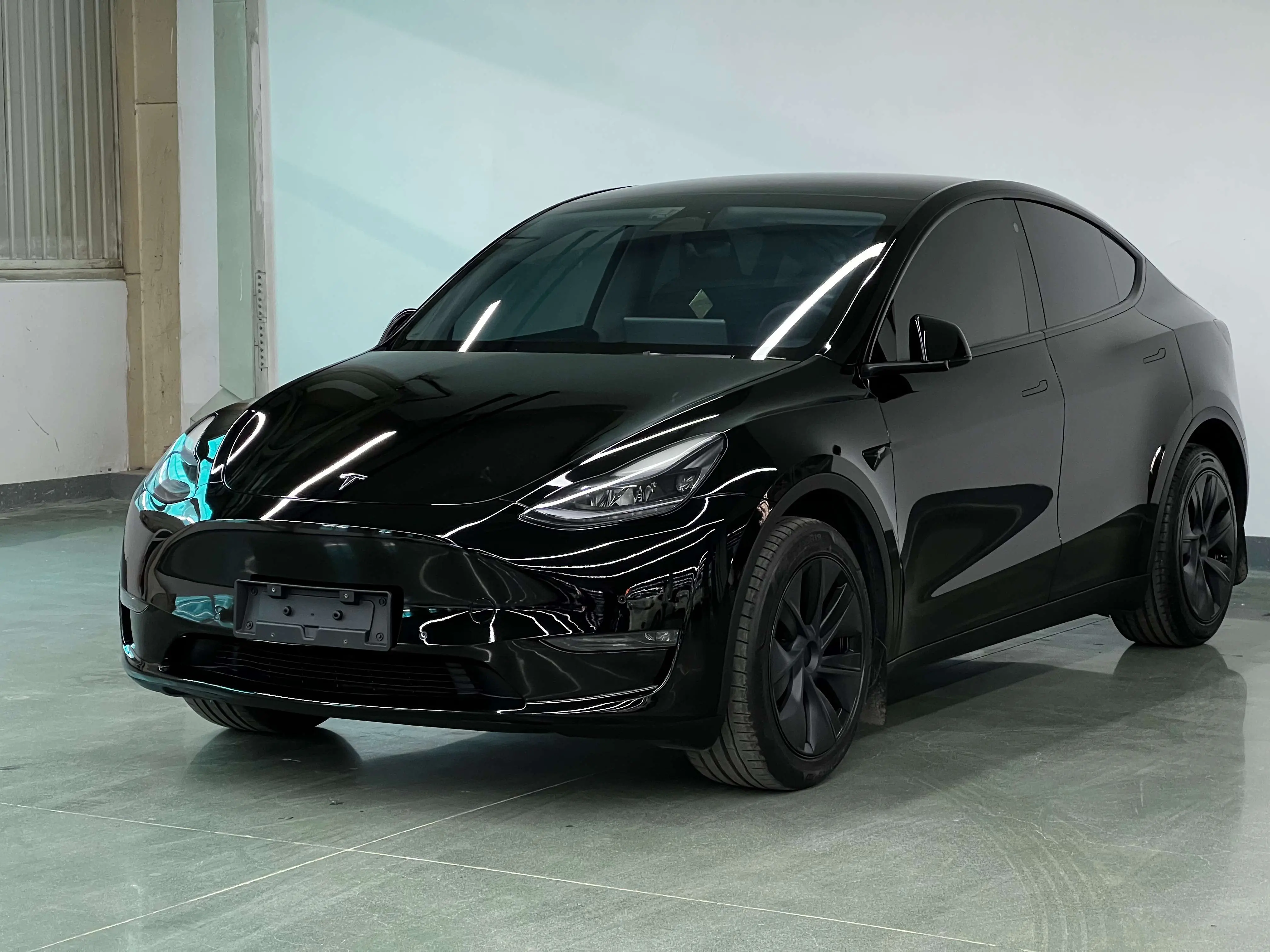 Tesla Model Y  из Китая