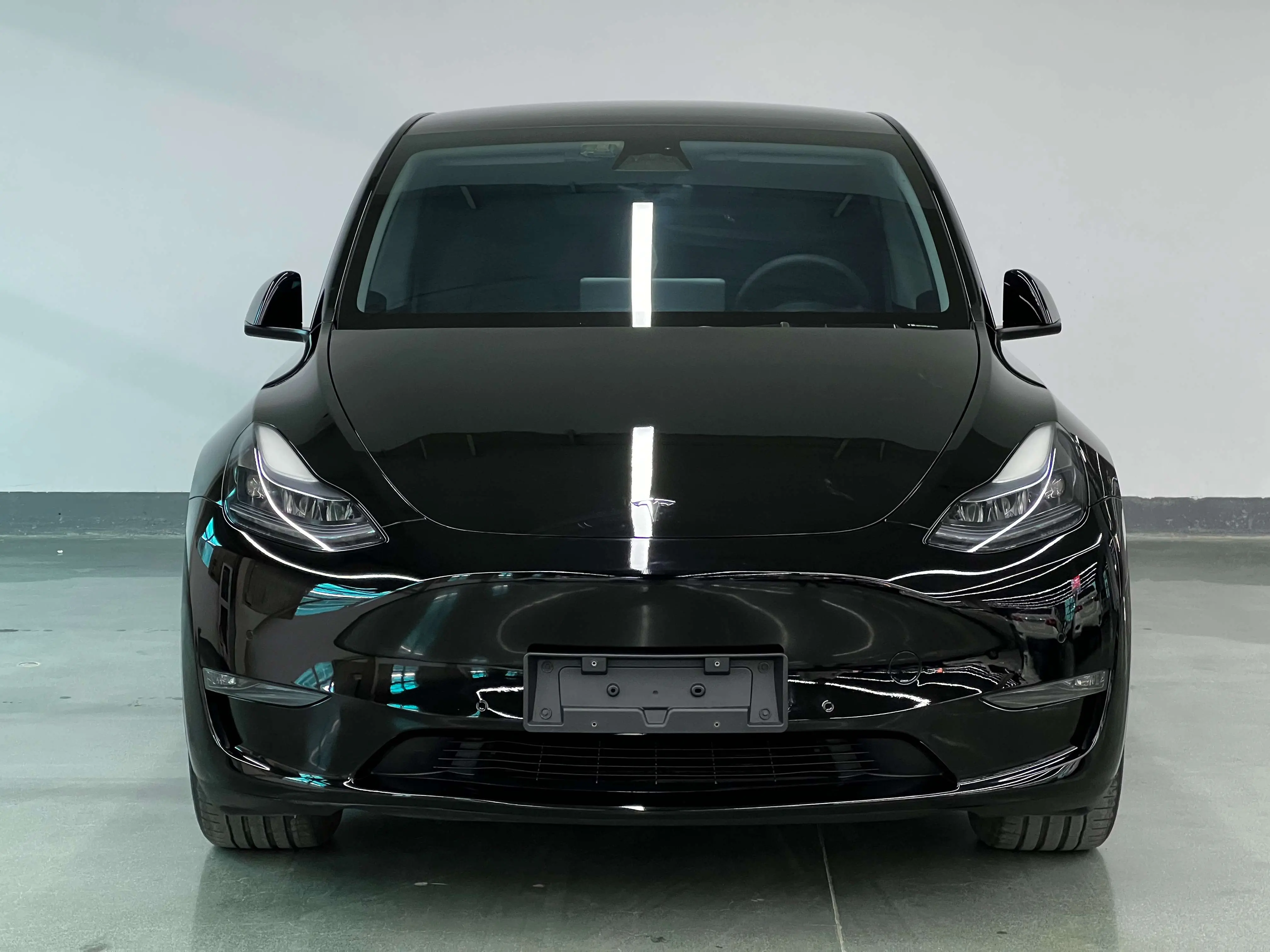 Tesla Model Y  из Китая