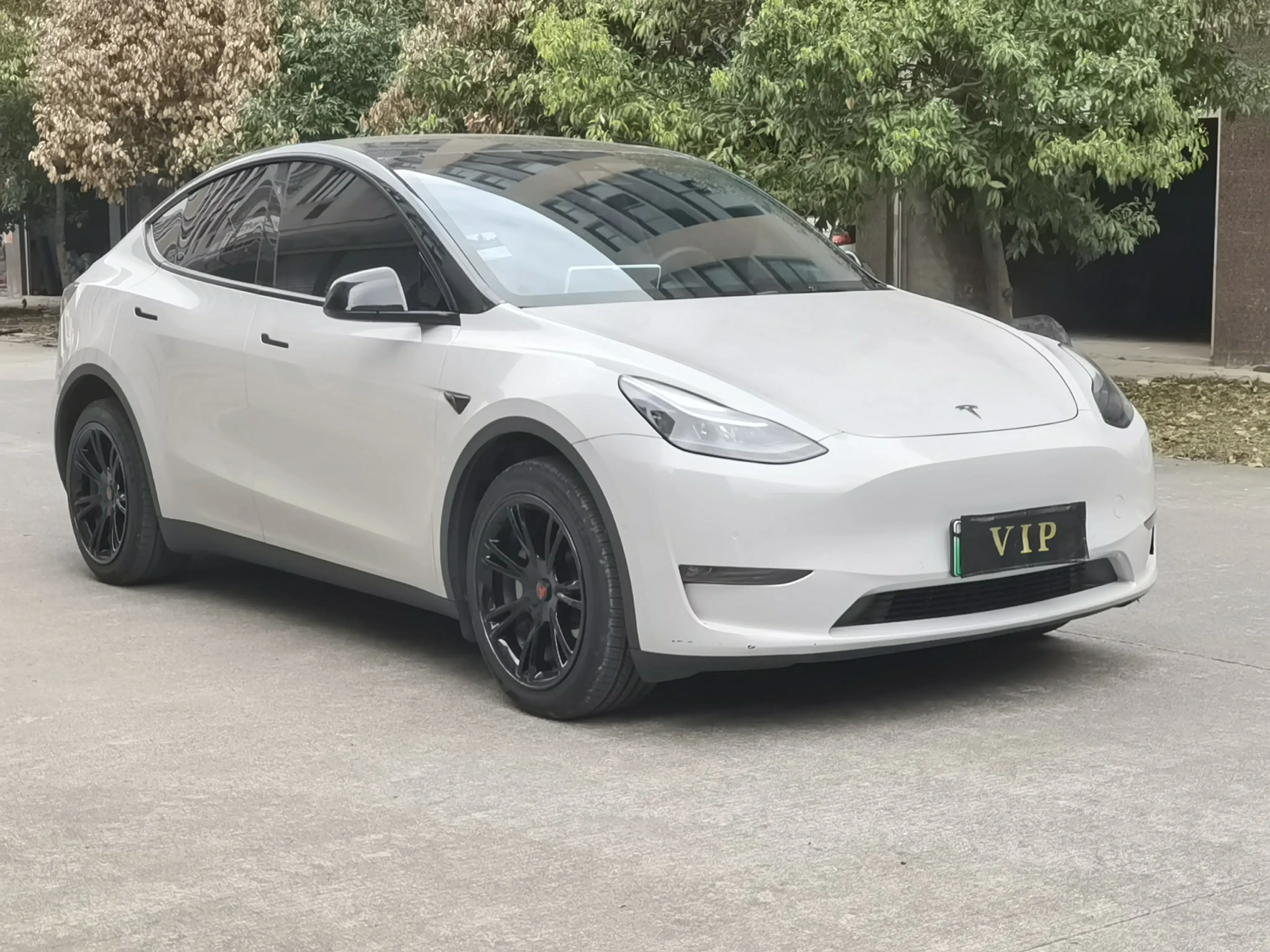 Tesla Model Y  из Китая