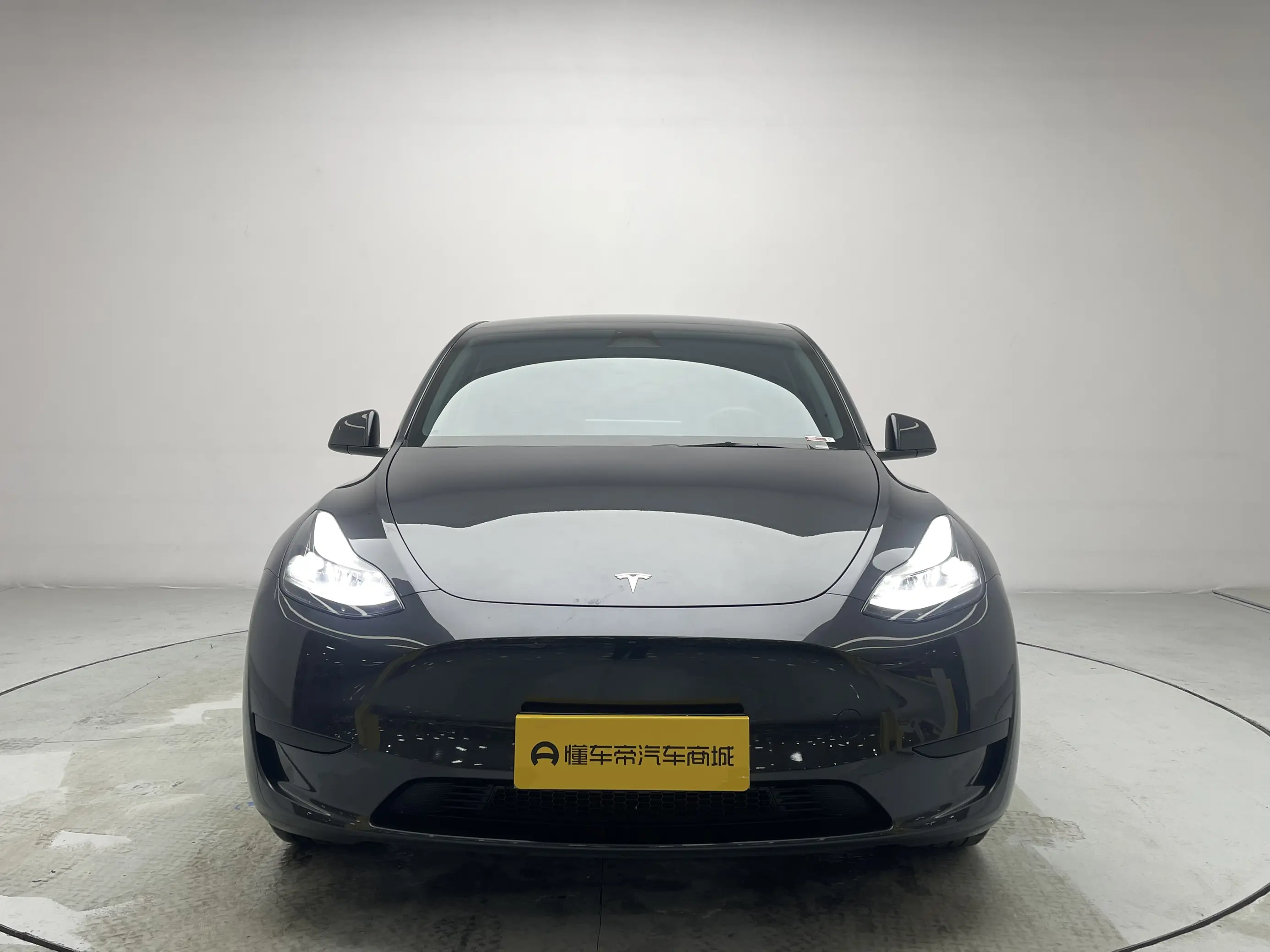 Tesla Model Y  из Китая