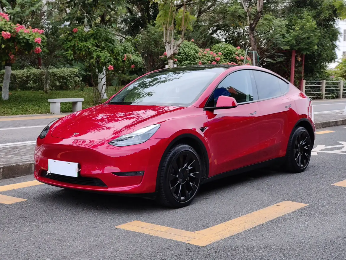 Tesla Model Y  из Китая