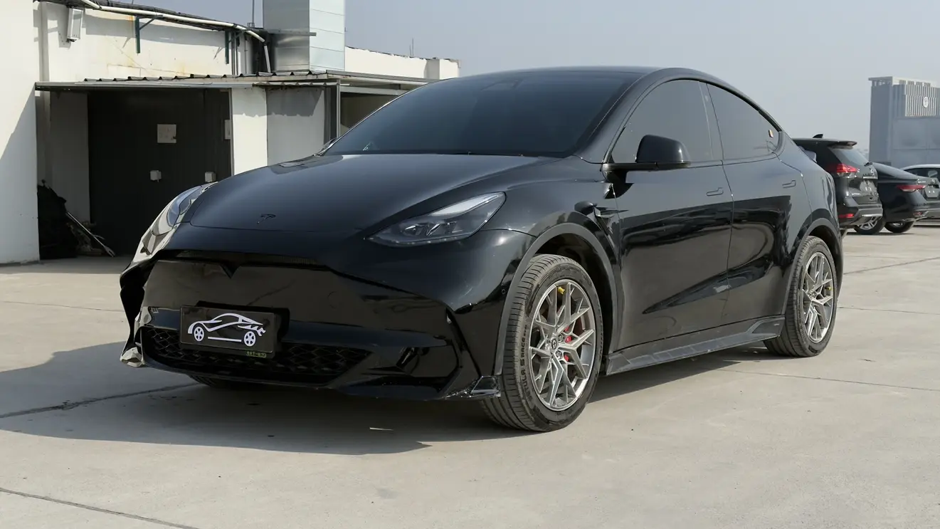 Tesla Model Y  из Китая